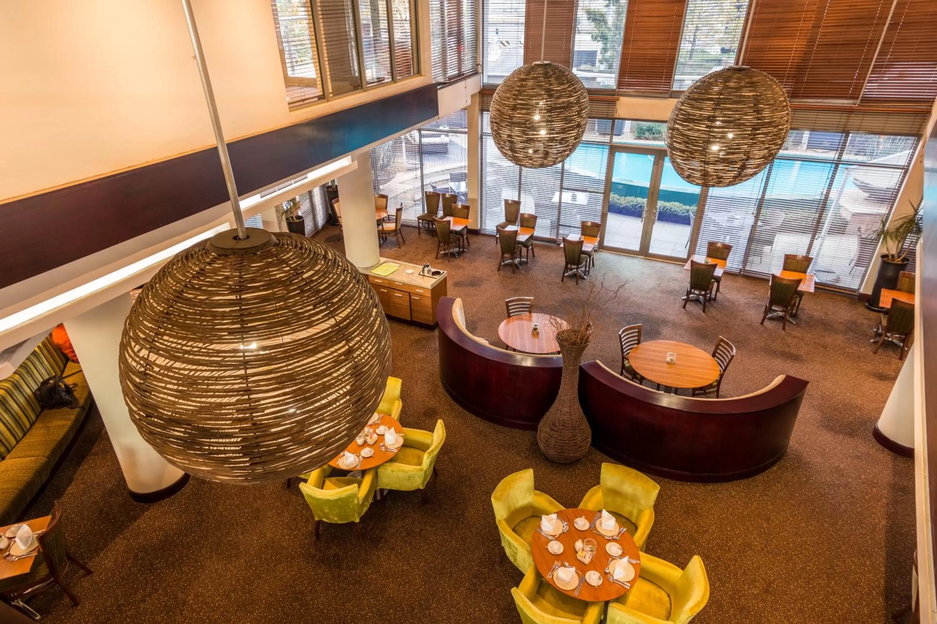 Restaurant/places to eat in City Lodge Hotel Lynnwood