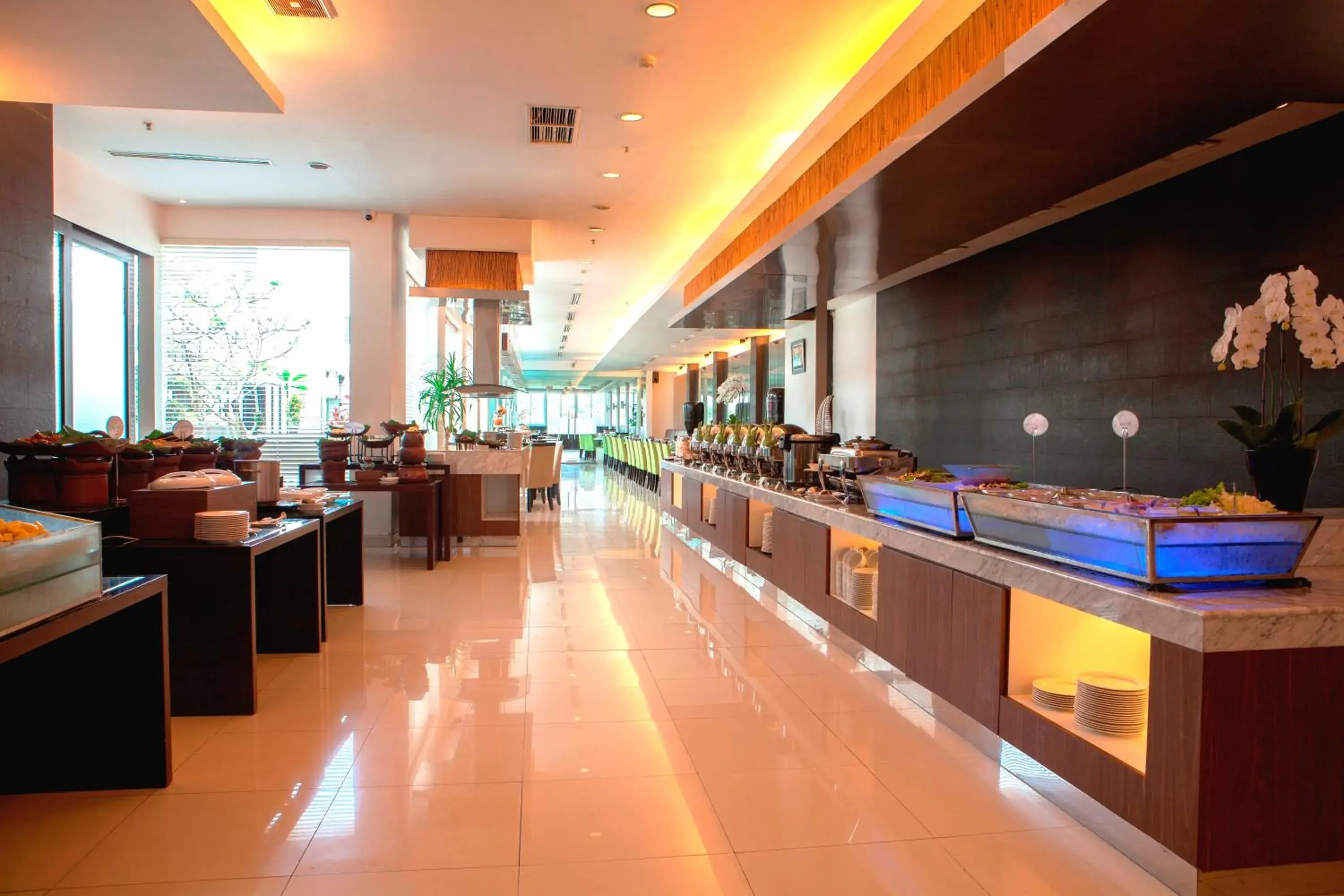 Day, Restaurant/Places to Eat in Hotel Santika Bogor