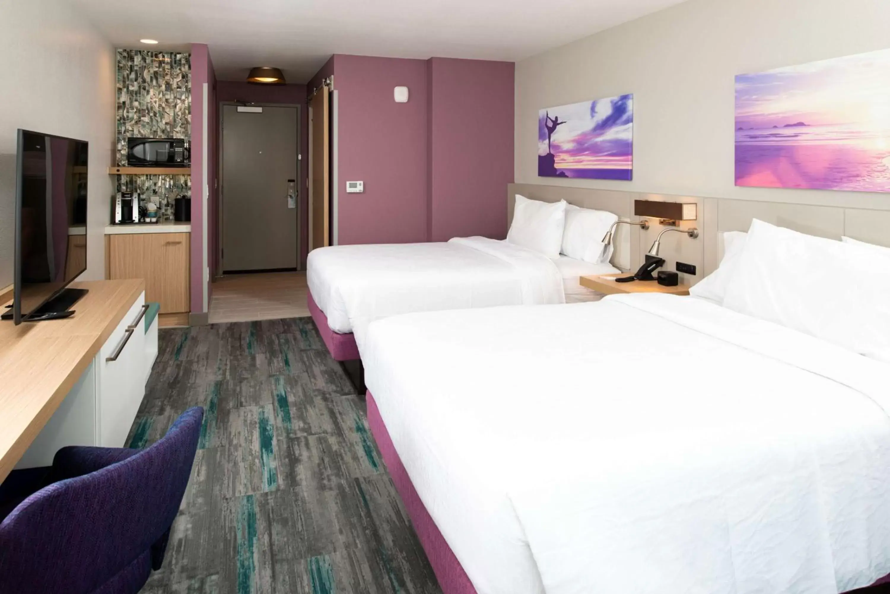 Bedroom, Bed in Hilton Garden Inn Seattle Lynnwood, Wa
