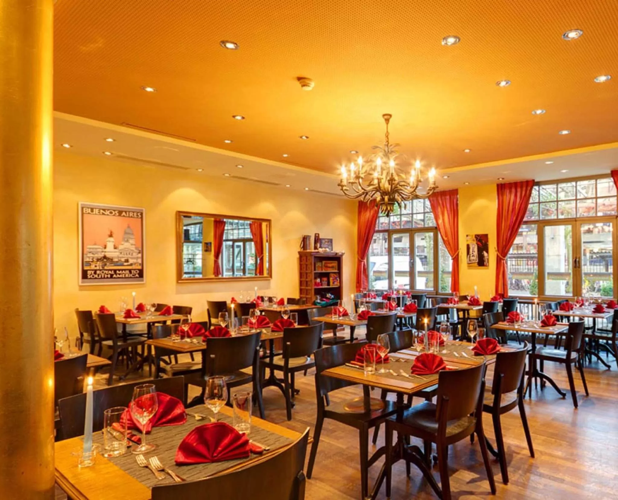 Restaurant/places to eat in Hotel Wartmann am Bahnhof