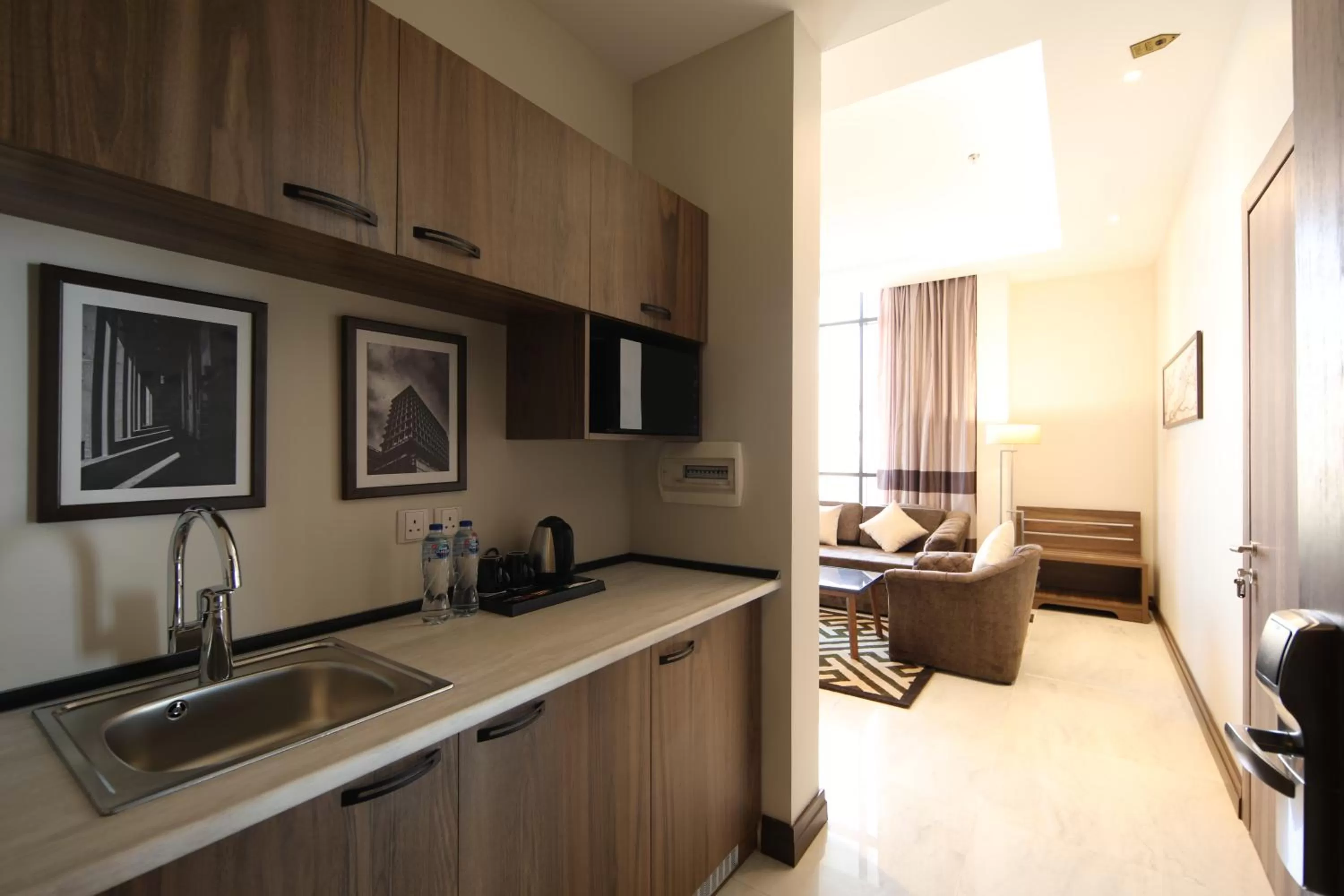 Kitchen or kitchenette in Gladiolus Hotel