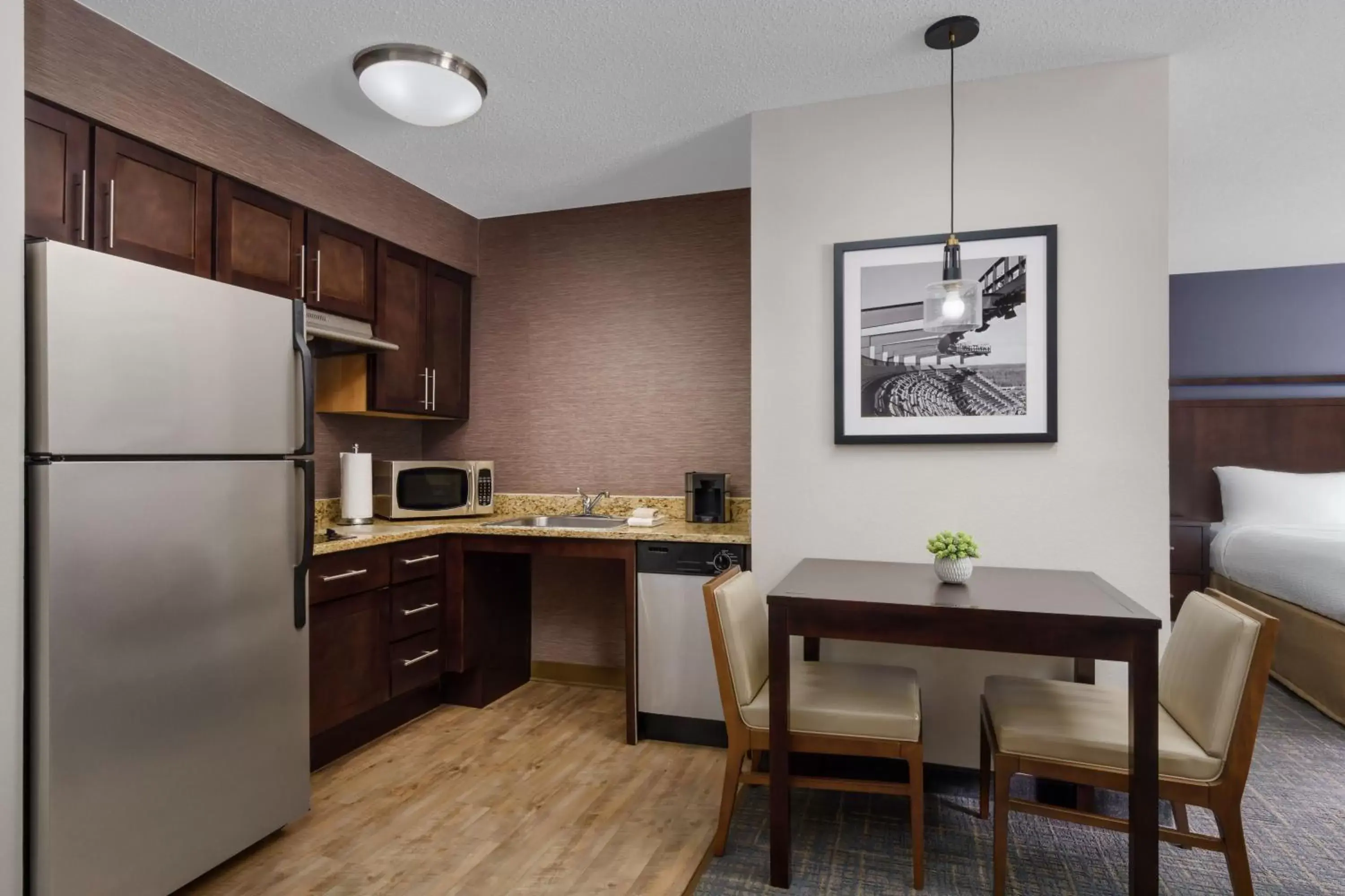 Kitchen or kitchenette, Kitchen/Kitchenette in Residence Inn Boston Foxborough