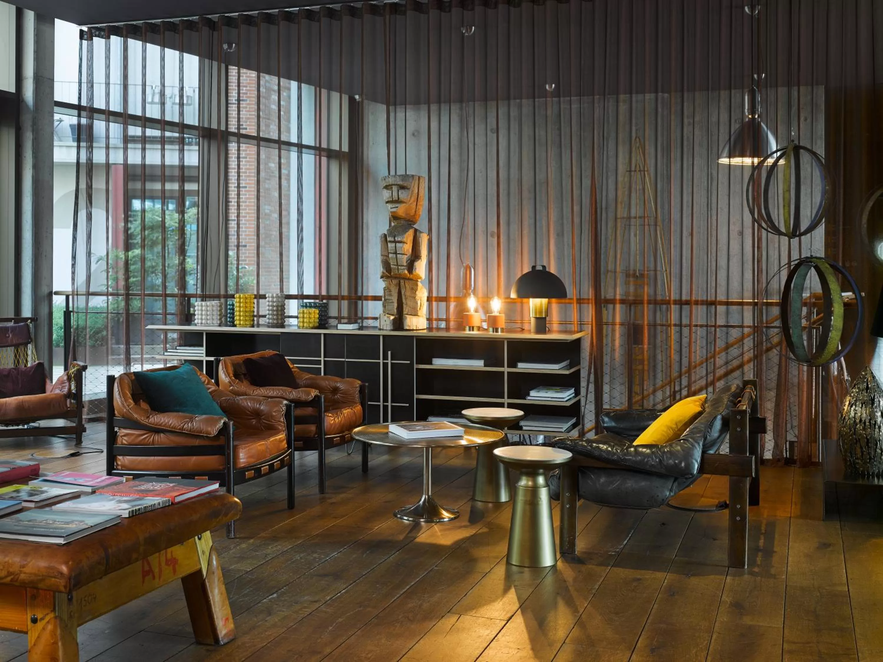 Lounge or bar in 25hours Hotel Hamburg HafenCity