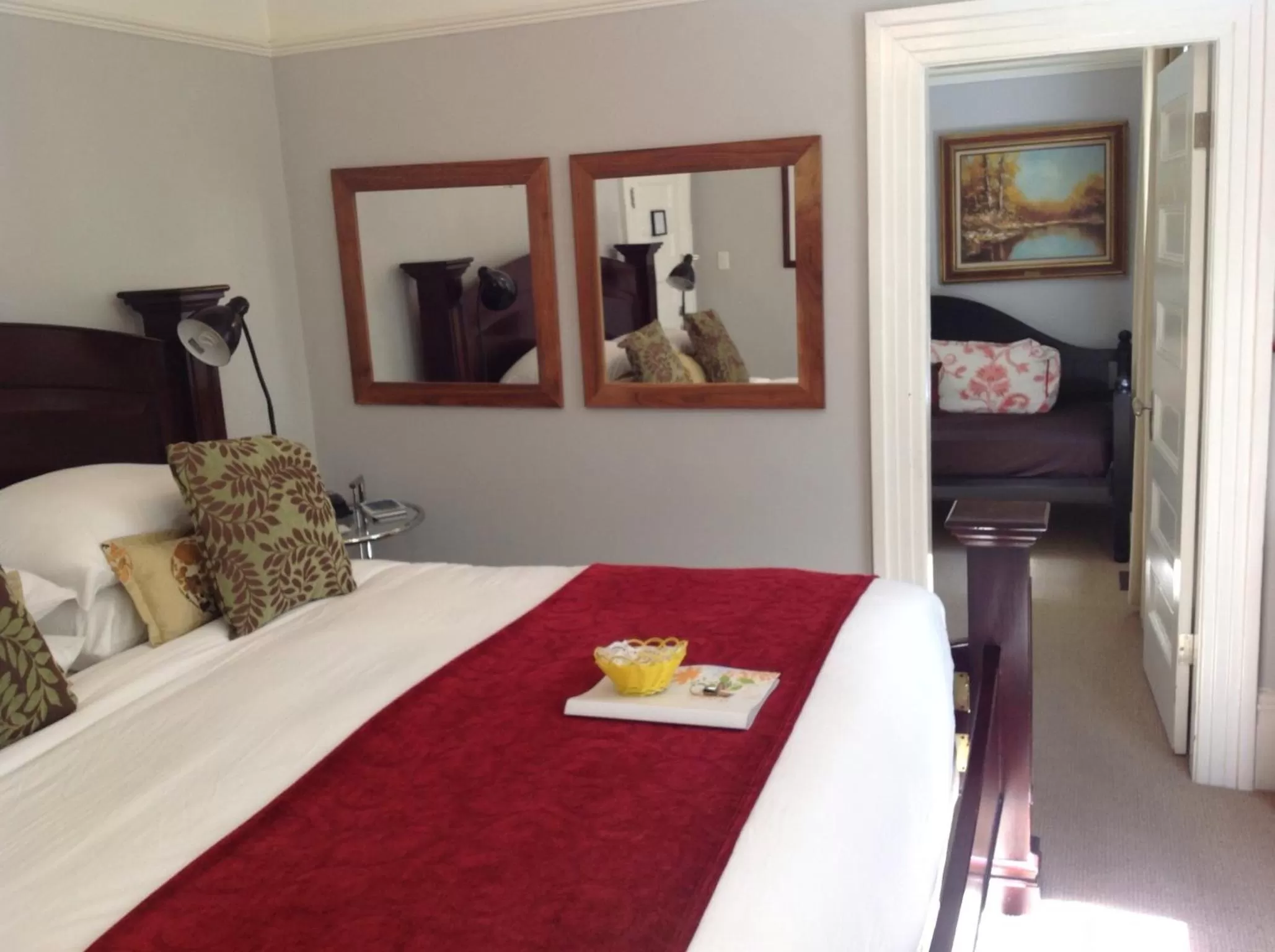 Bed in Barclay House Bed and Breakfast