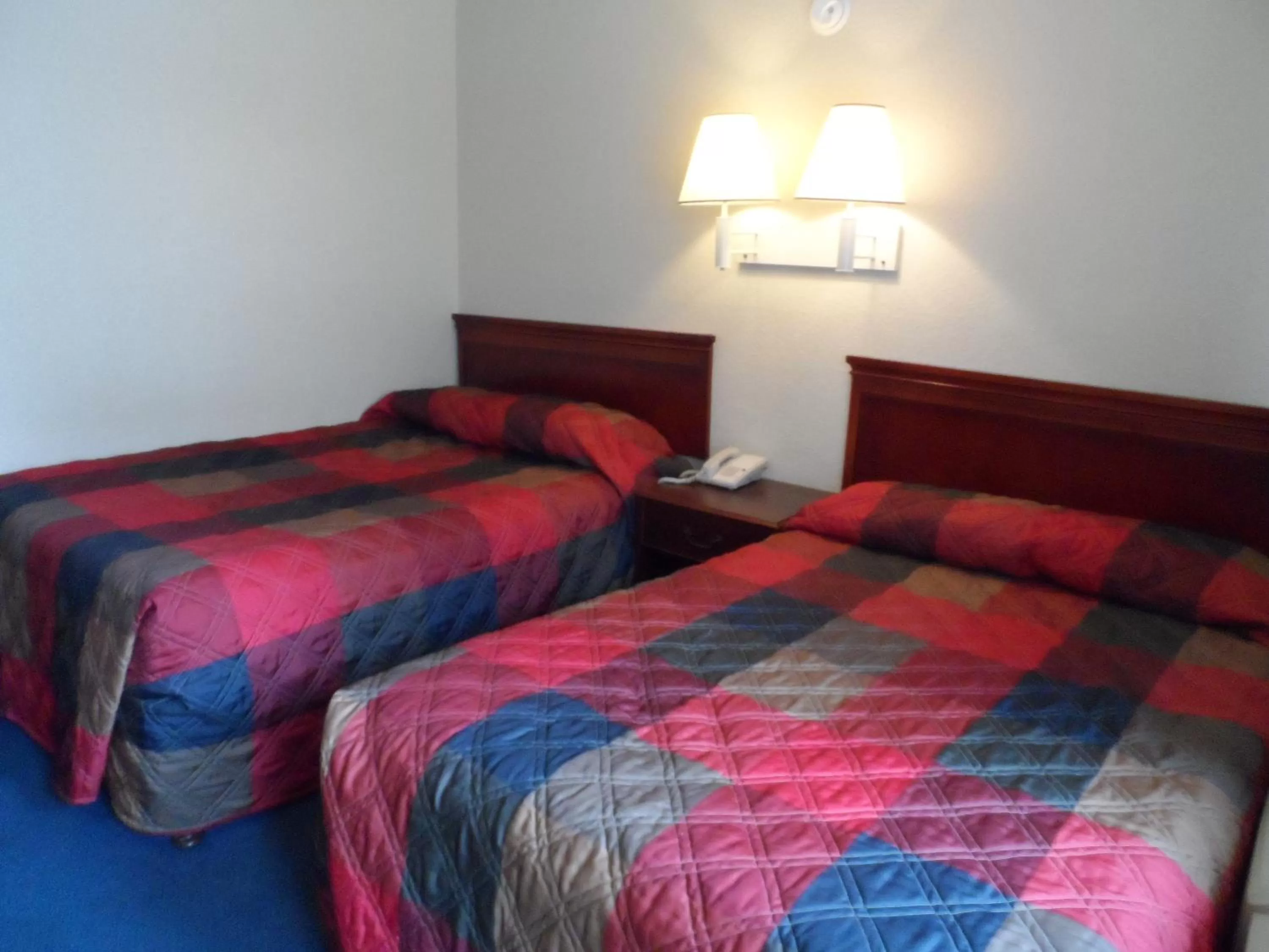 Bedroom, Bed in Carpet Inn