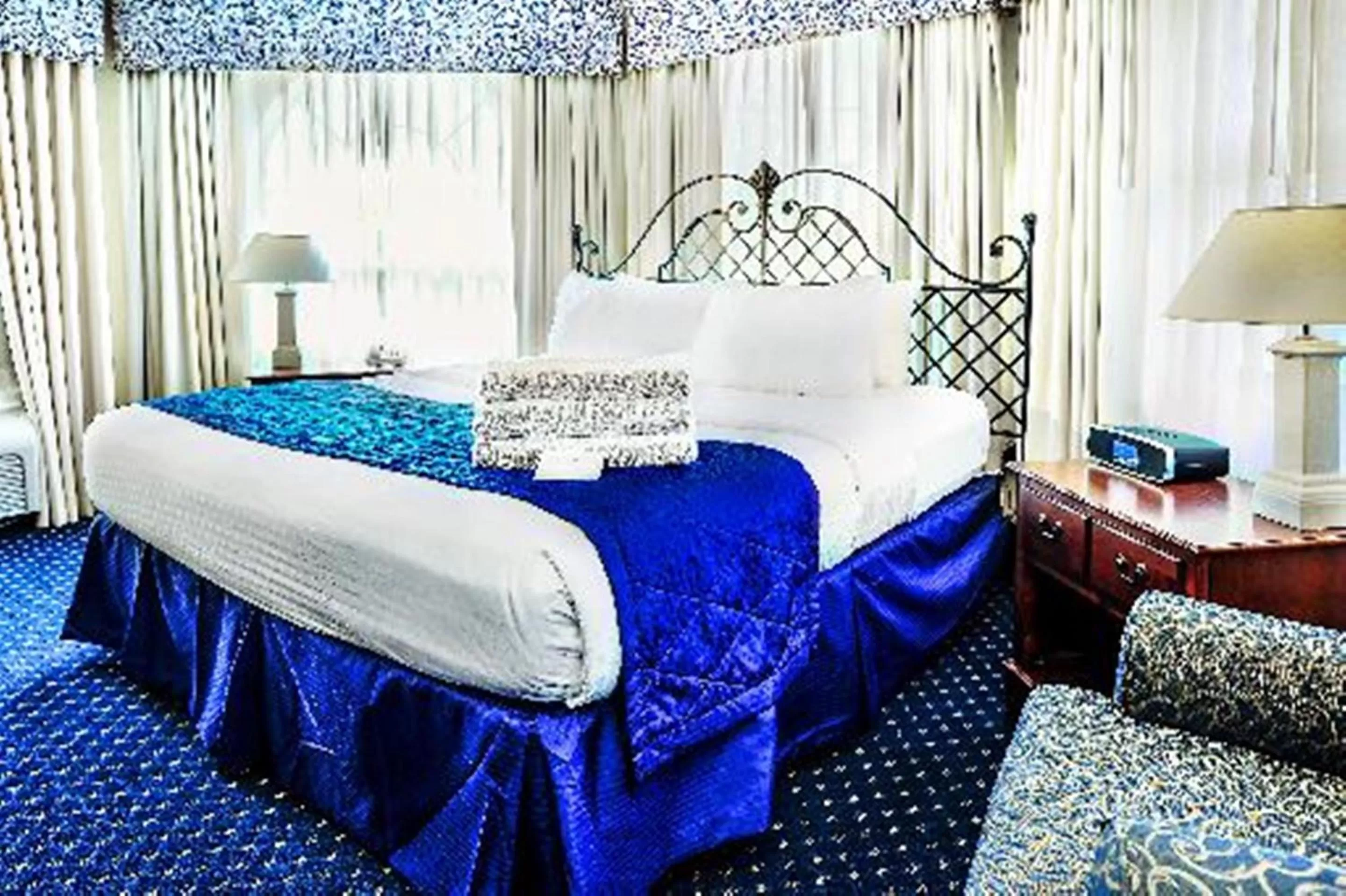 Two-Bedroom Suite in Varsity Clubs of America South Bend