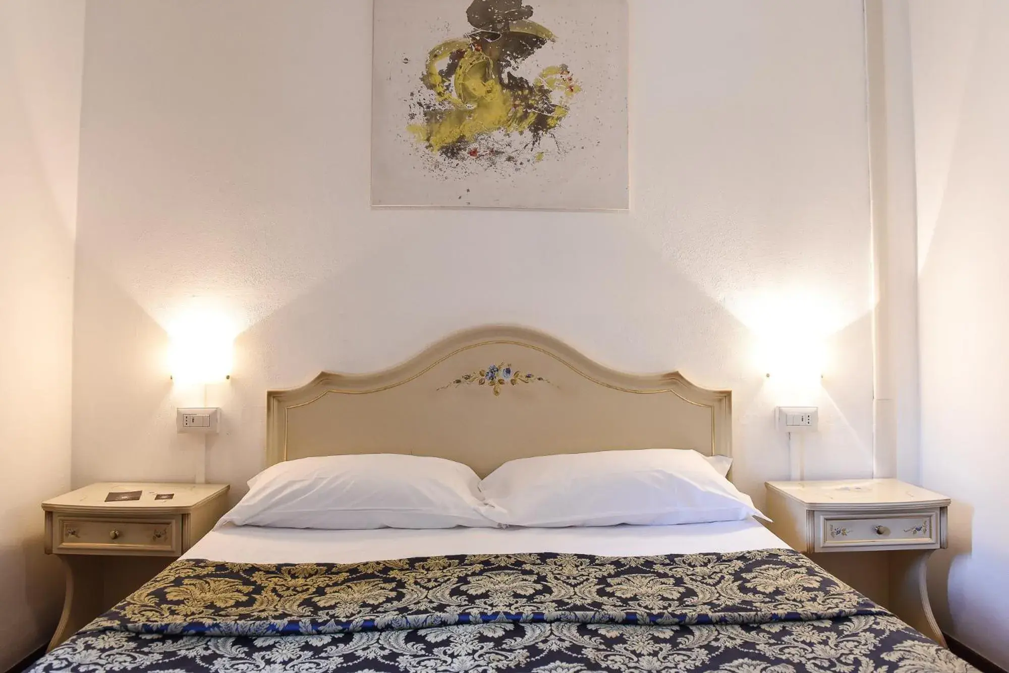 Bed in Hotel Terzo Crotto