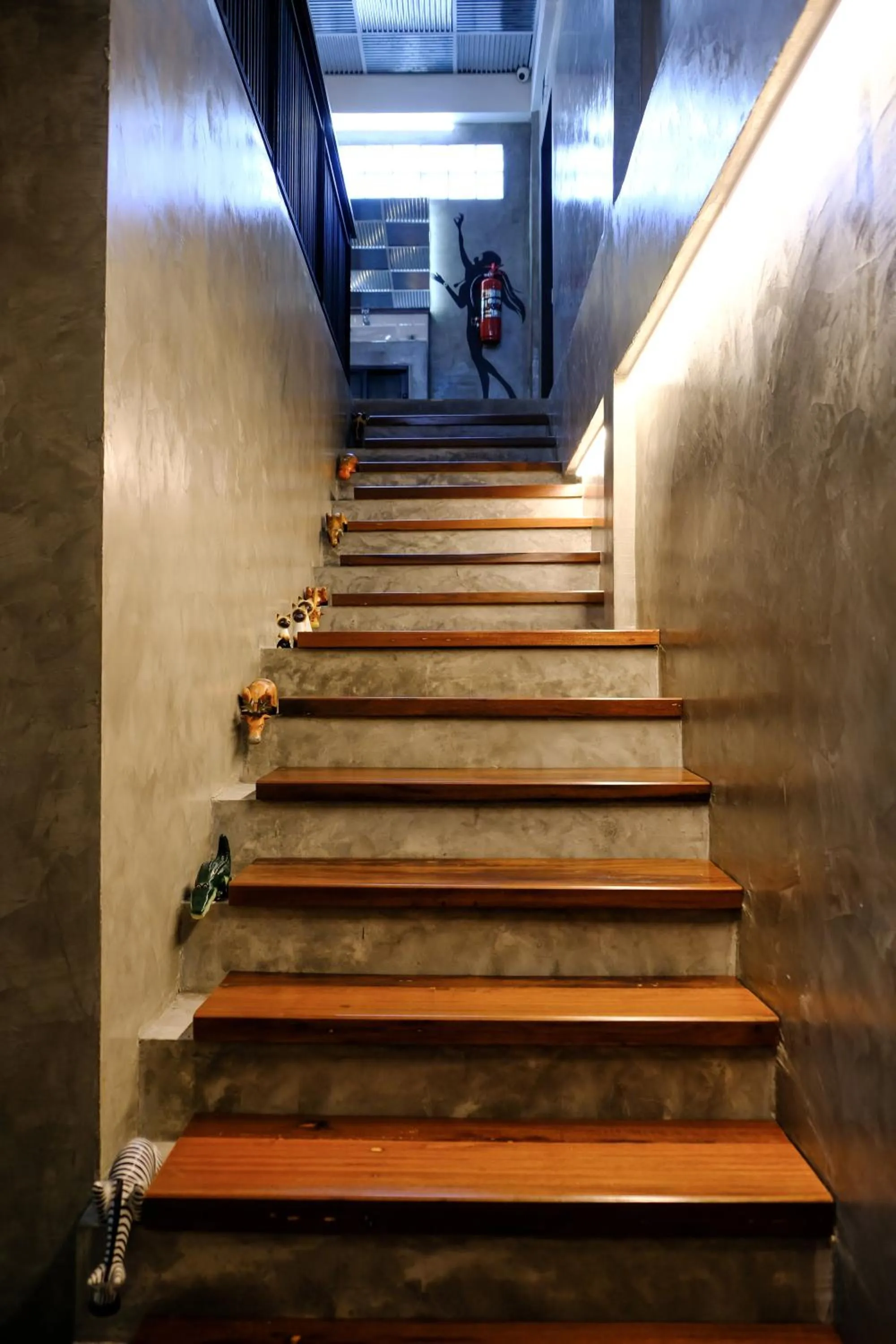 Decorative detail in Baan Lung Poshtel