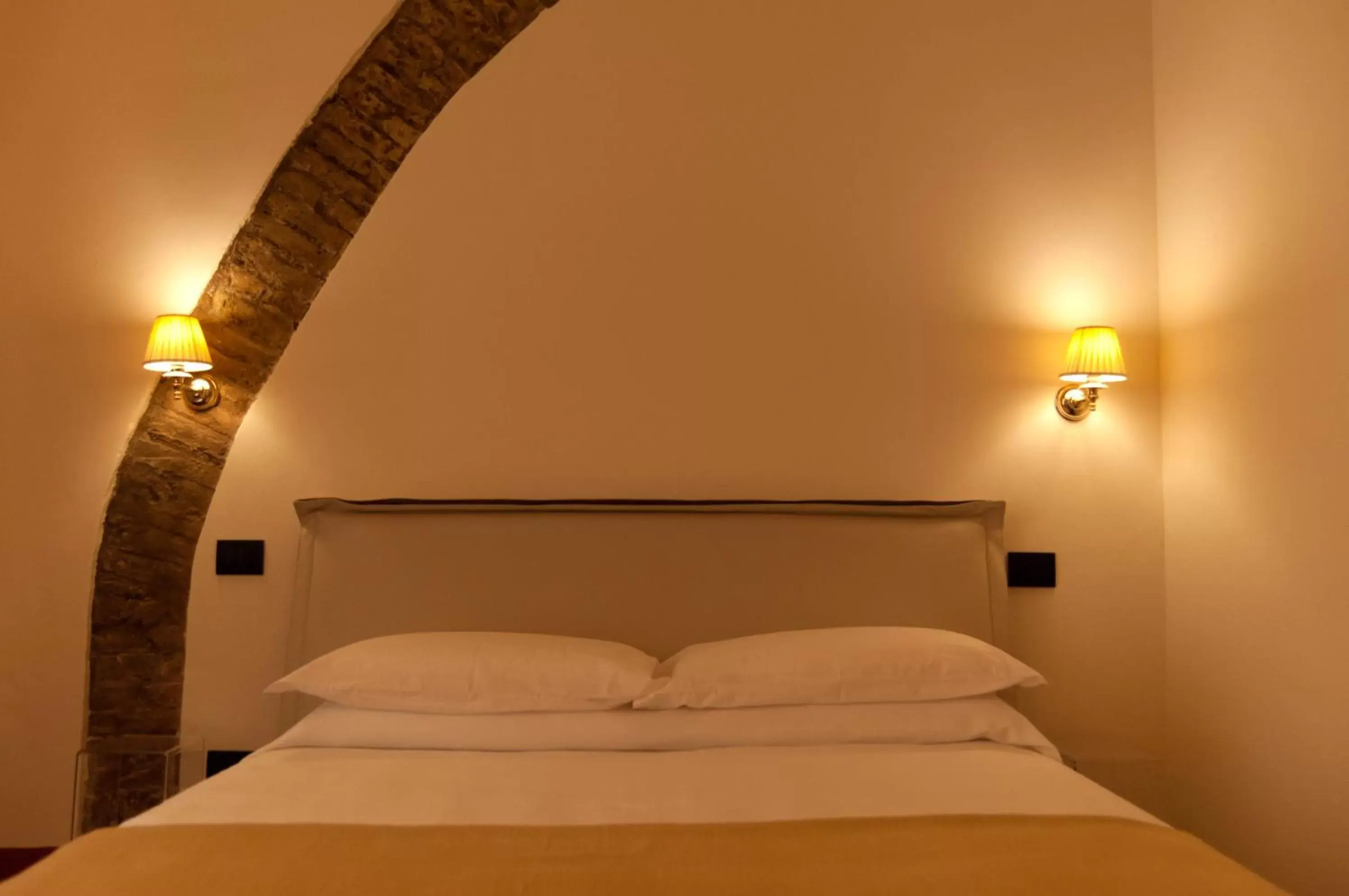 Bedroom, Bed in Palazzo Benucci