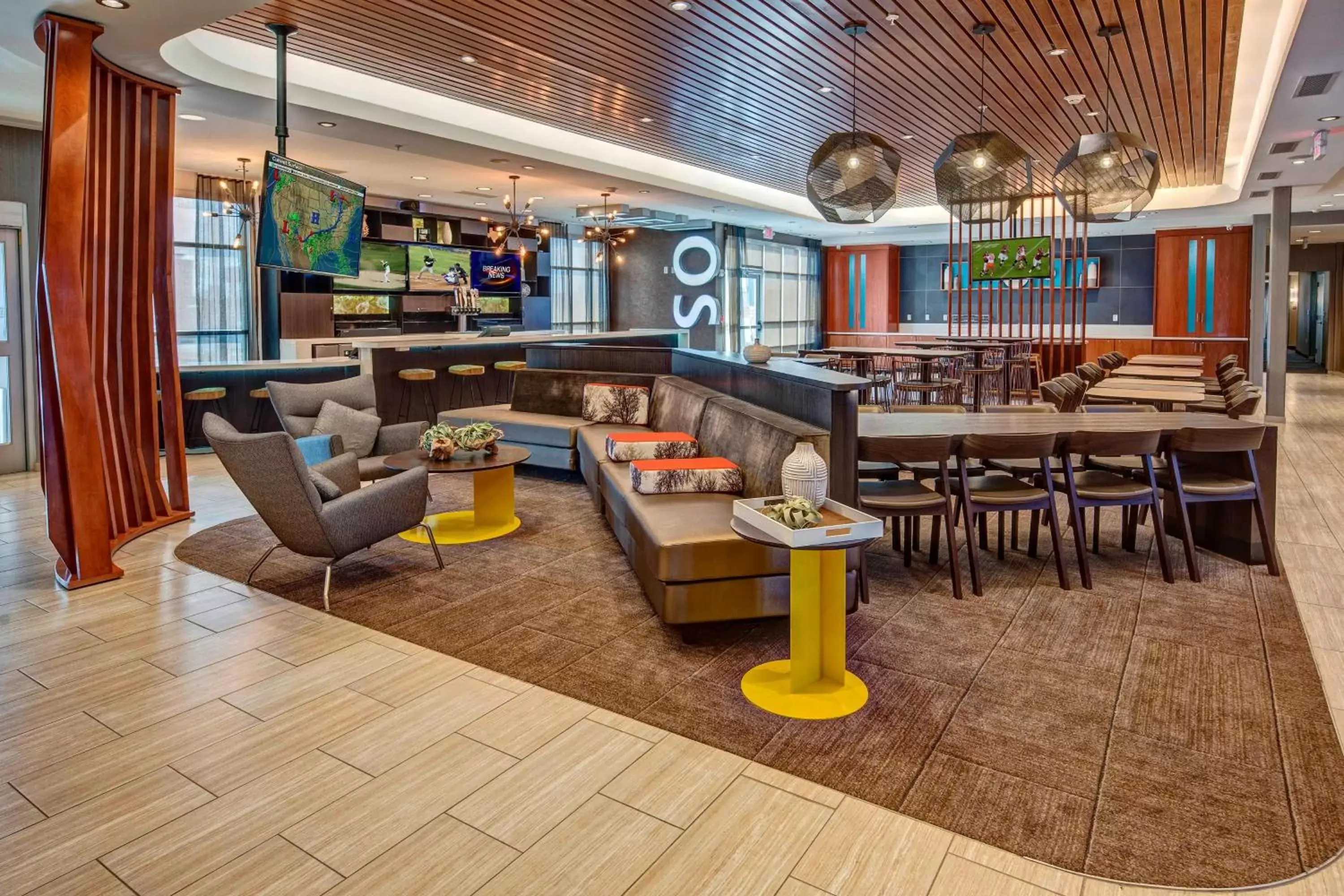 Breakfast, Lounge/Bar in SpringHill Suites by Marriott Amarillo