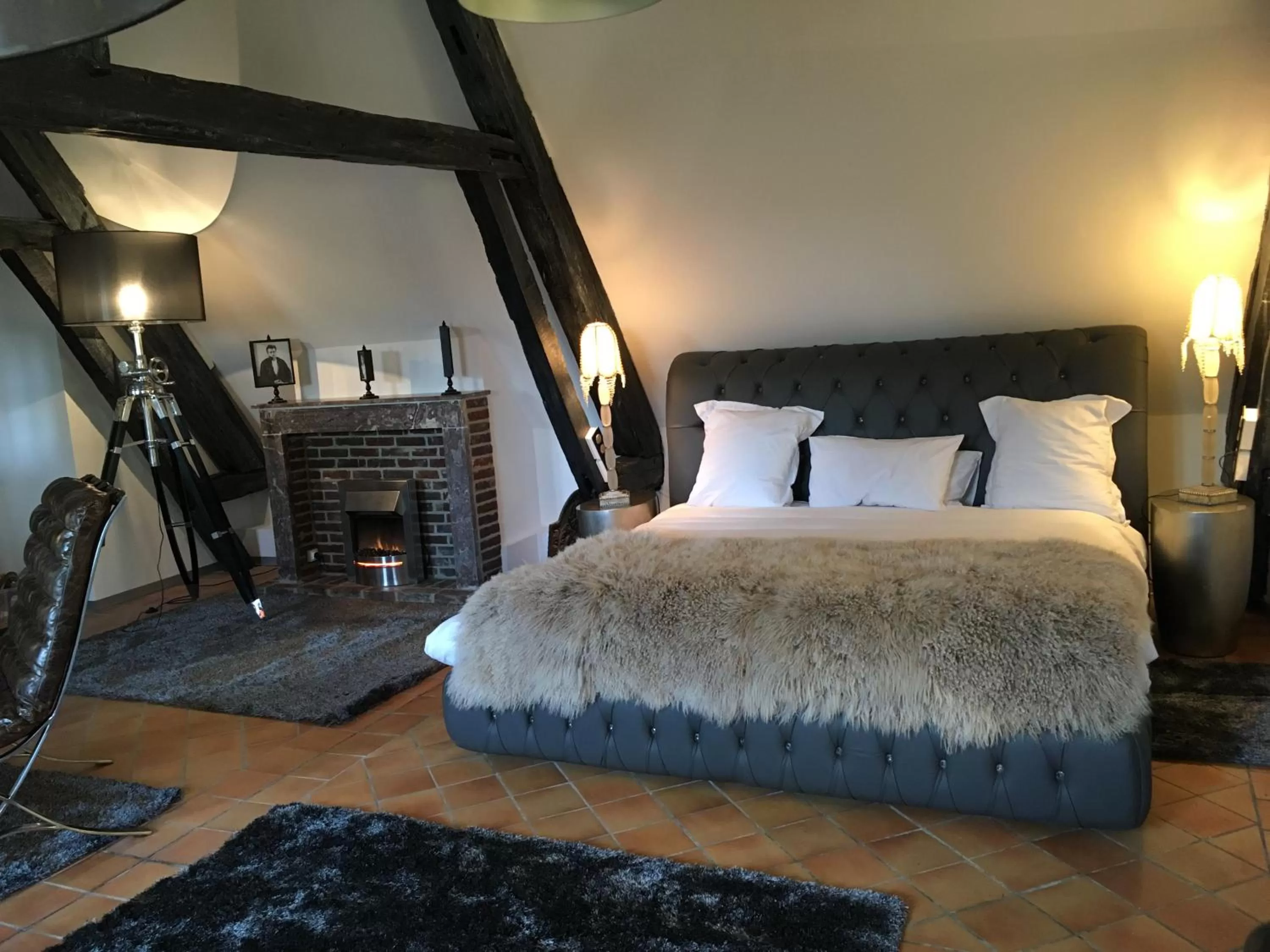Photo of the whole room, Bed in Demeure des Vieux Bains