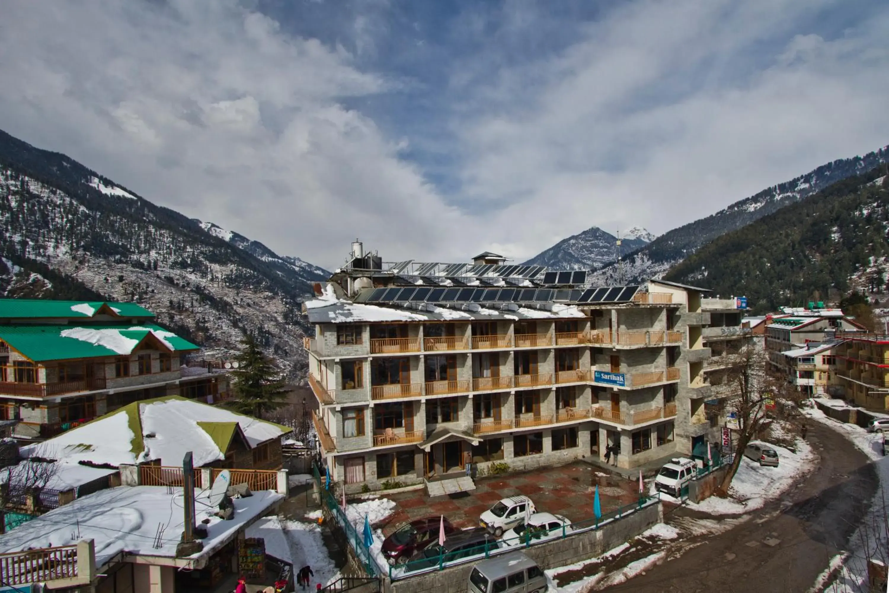 Neighbourhood, Winter in Sarthak Resorts-Reside in Nature with Best View, 9 kms from Mall Road Manali