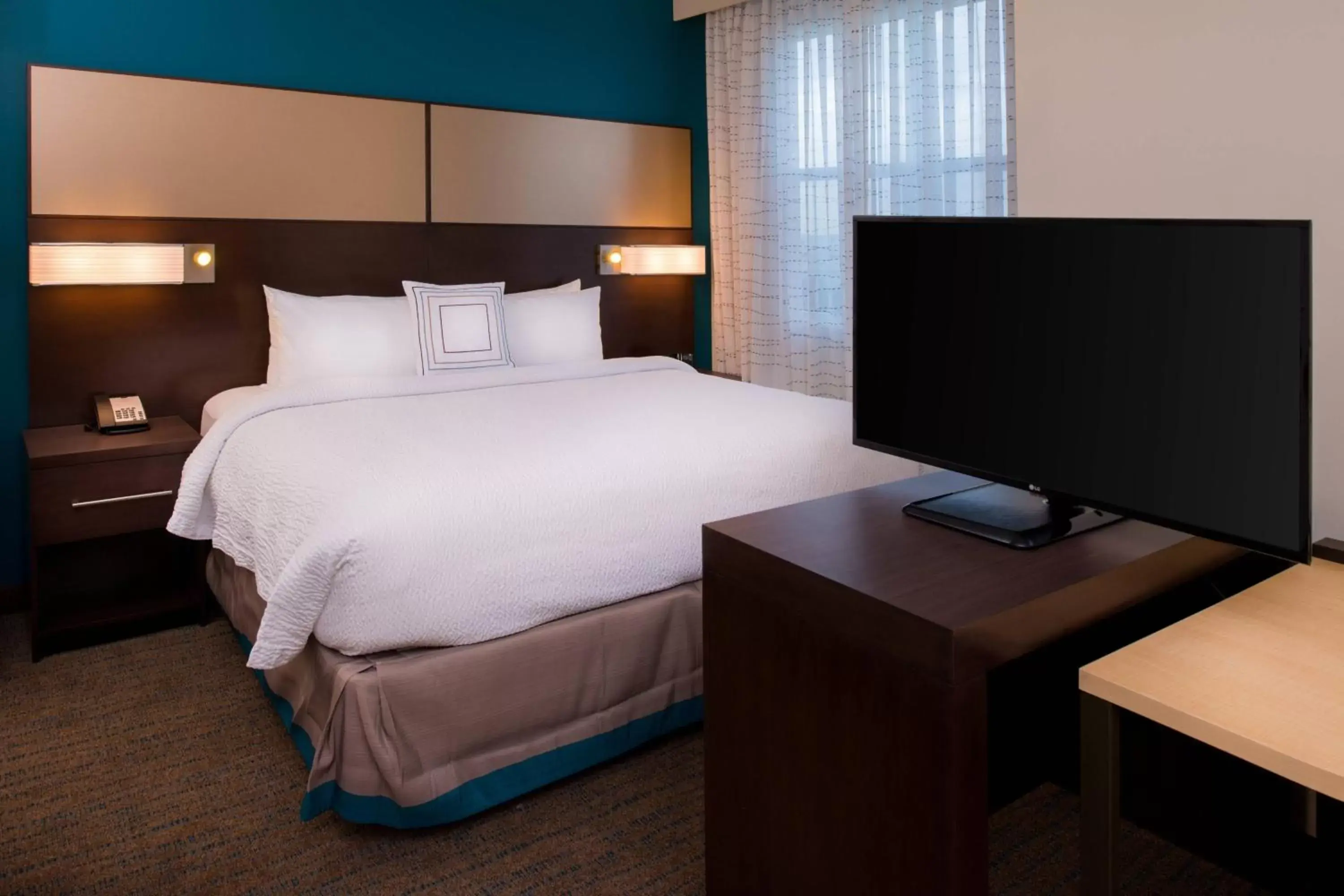 Photo of the whole room, Bed in Residence Inn by Marriott Miami West/FL Turnpike