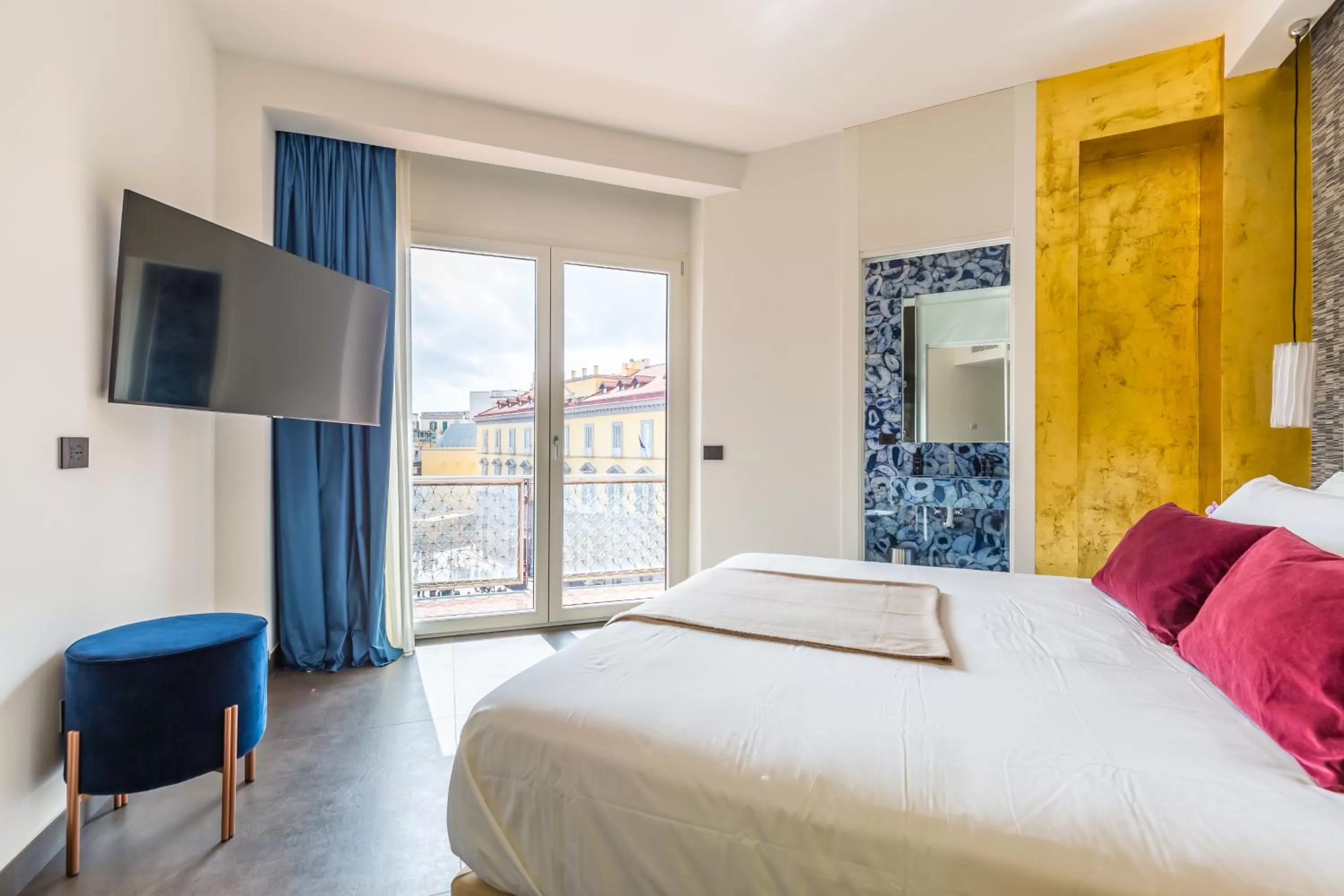 Bed in Dei Martiri Suite