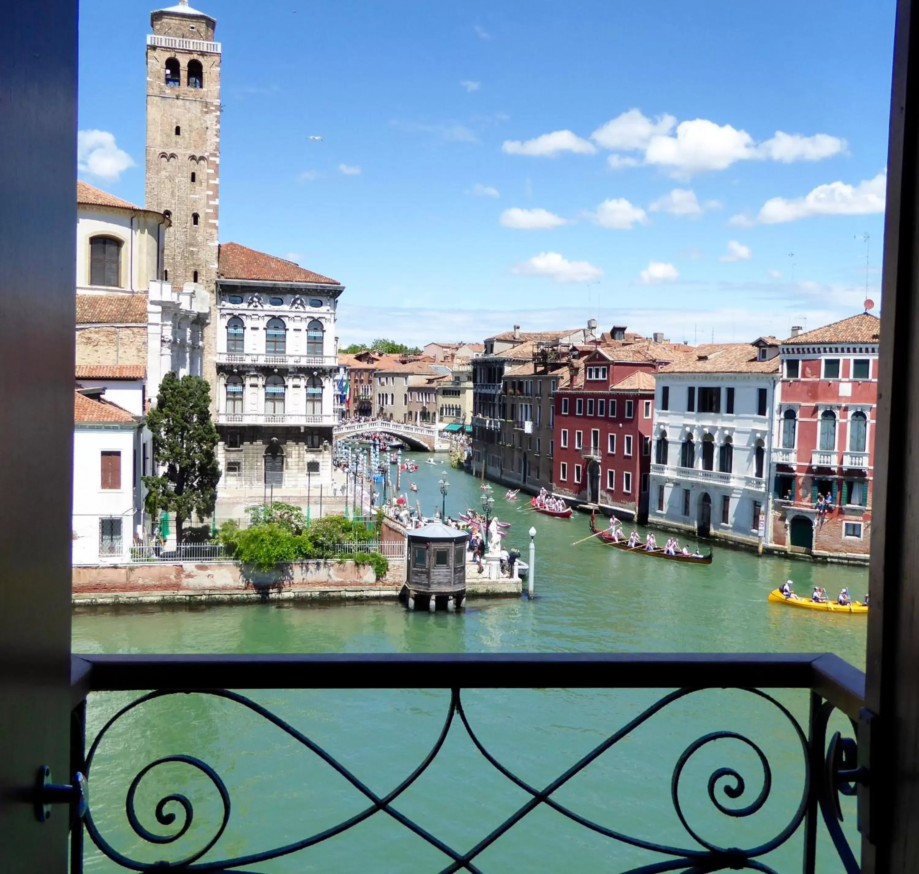 Landmark view in B&b Vista sul Canal Grande