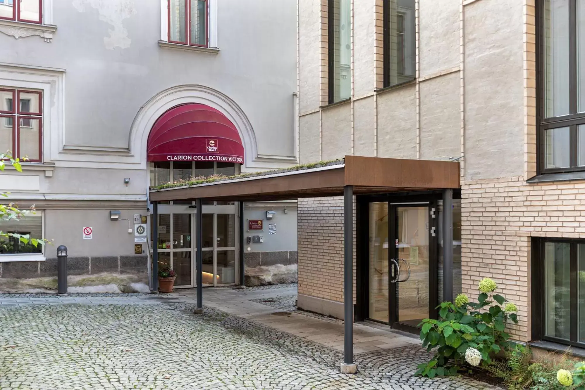 Facade/entrance in Home Hotel Victoria Facade/entrance in Home Hotel Victoria