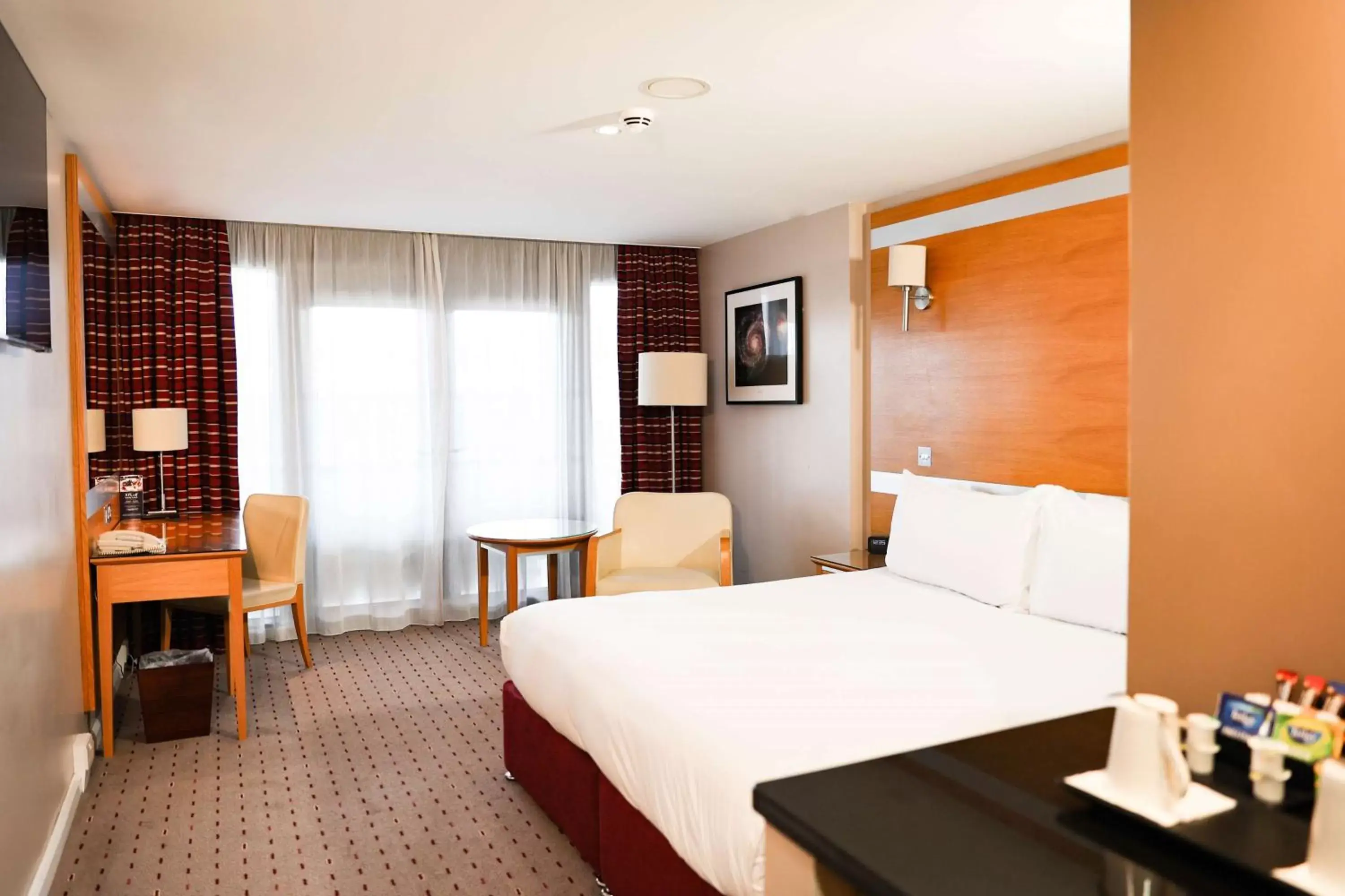 Bedroom in DoubleTree By Hilton Milton Keynes