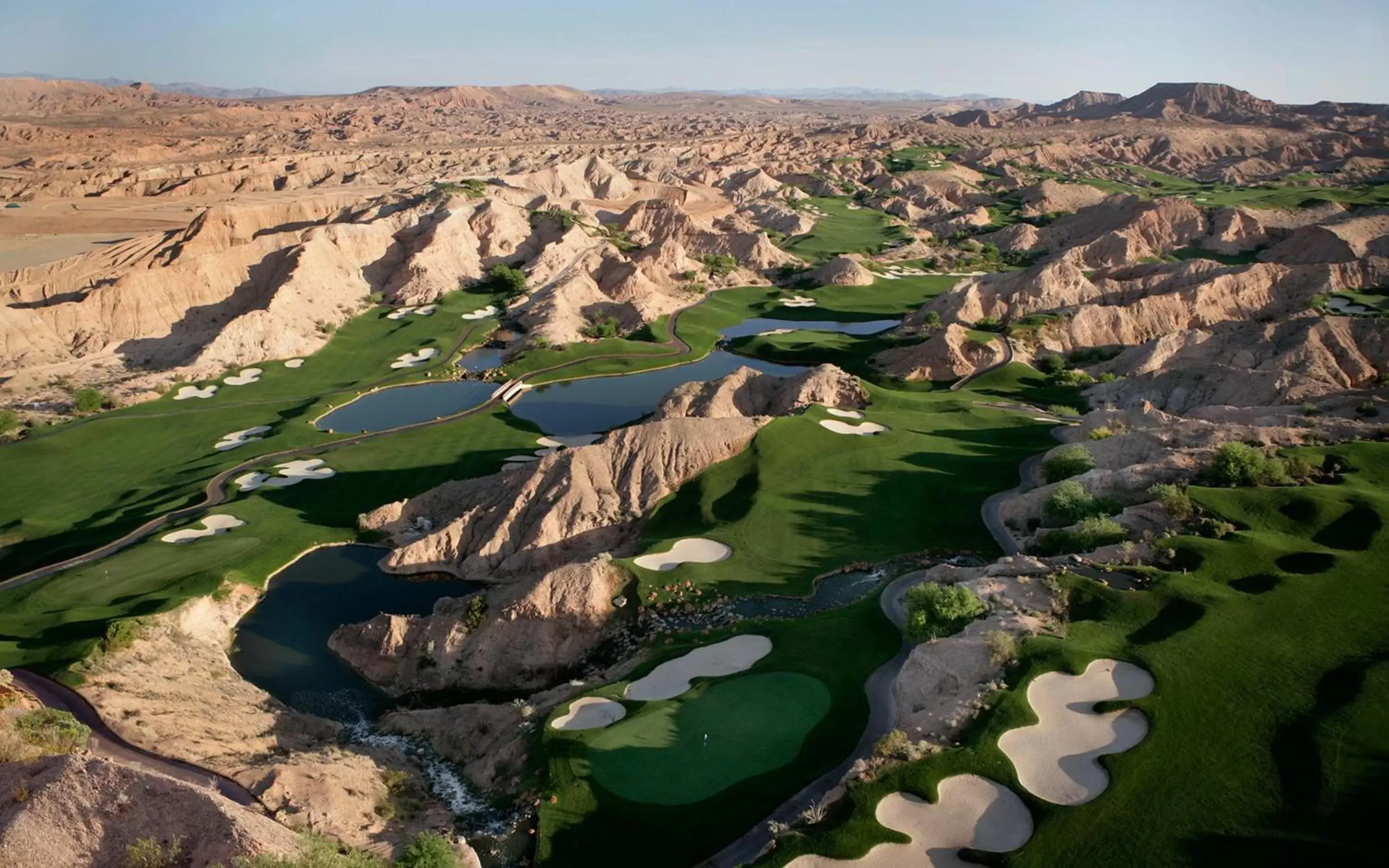 Area and facilities, Bird's-eye View in Holiday Inn Express & Suites Mesquite Nevada, an IHG Hotel