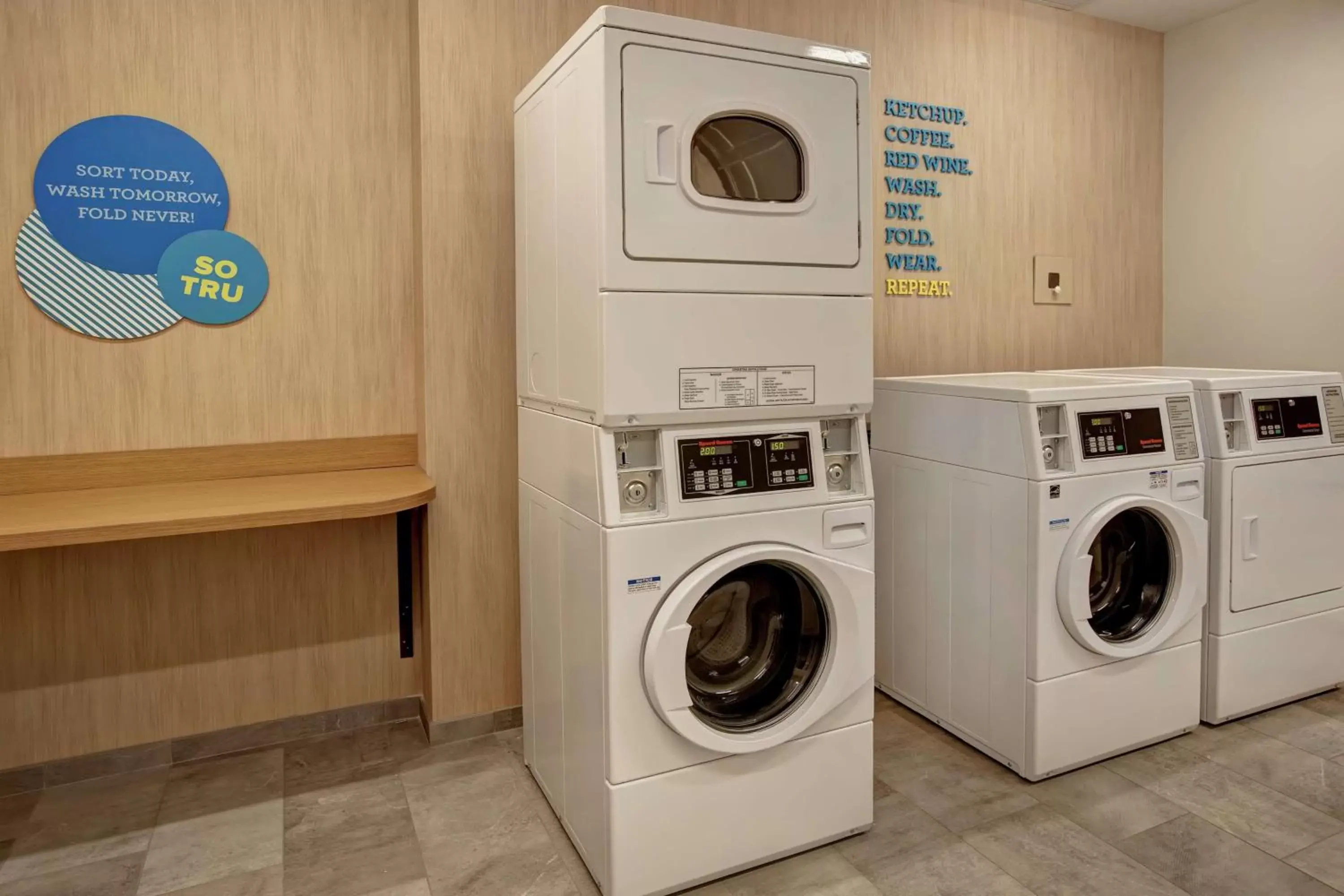 Lobby or reception in Tru By Hilton Oxford Lobby or reception in Tru By Hilton Oxford