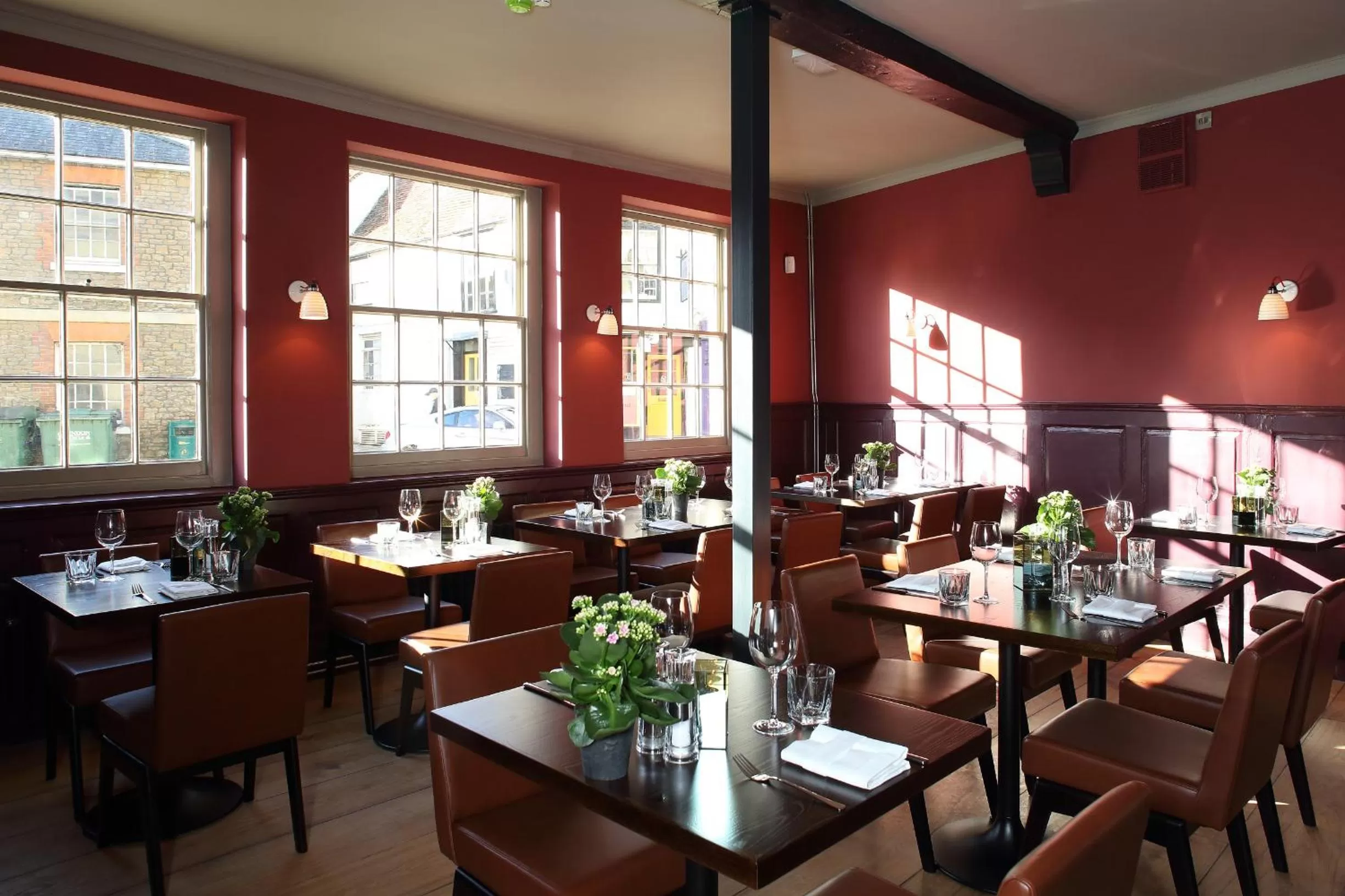 Restaurant/places to eat in The Crown And Thistle, Abingdon