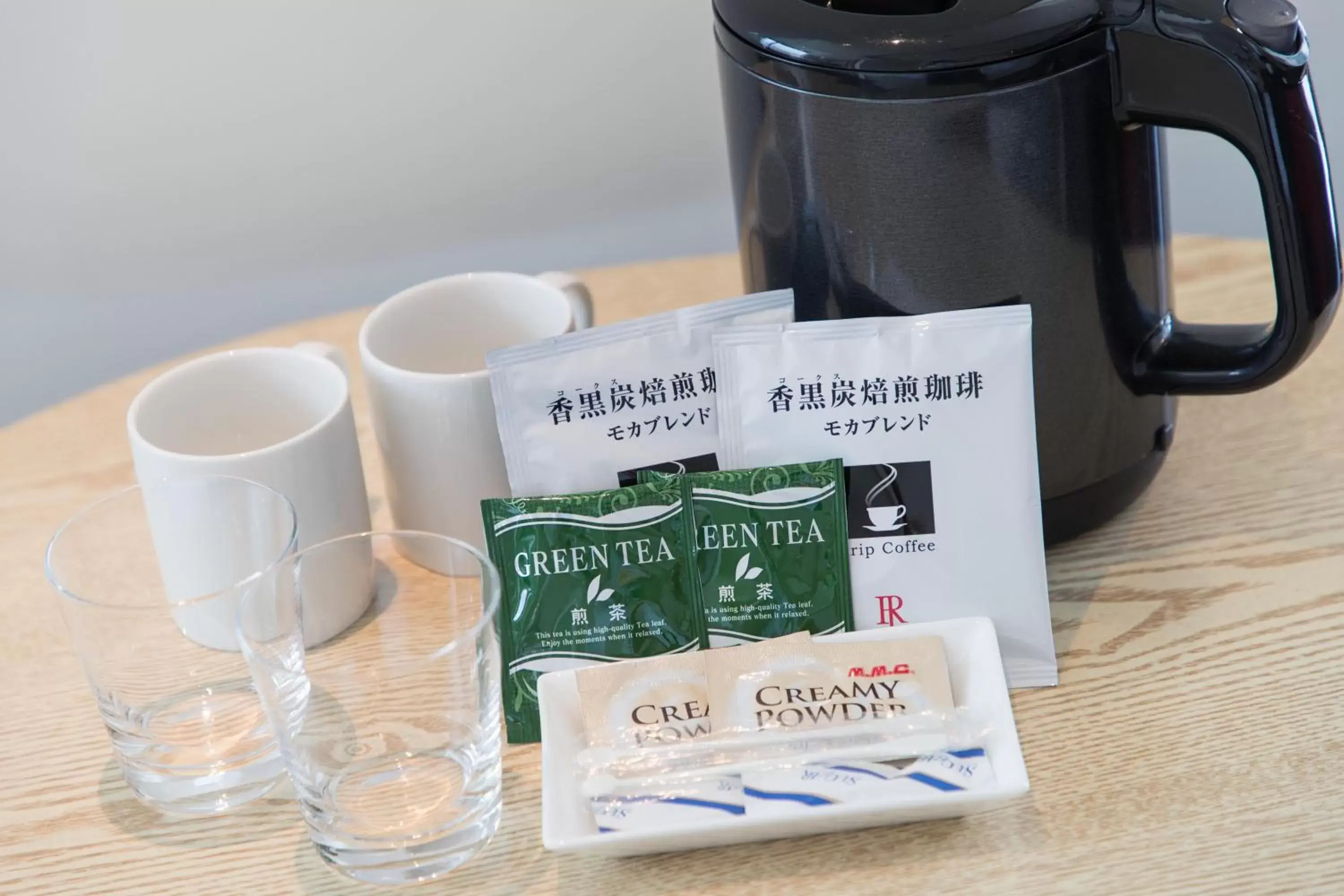 Coffee/tea facilities in JR Kyushu Hotel Blossom Shinjuku