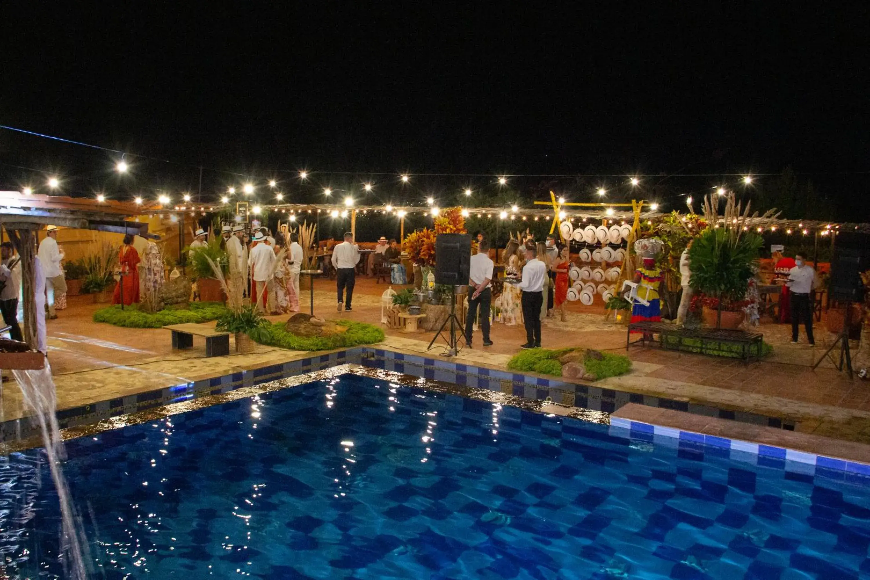 Staff, Swimming Pool in Hotel Terra Barichara