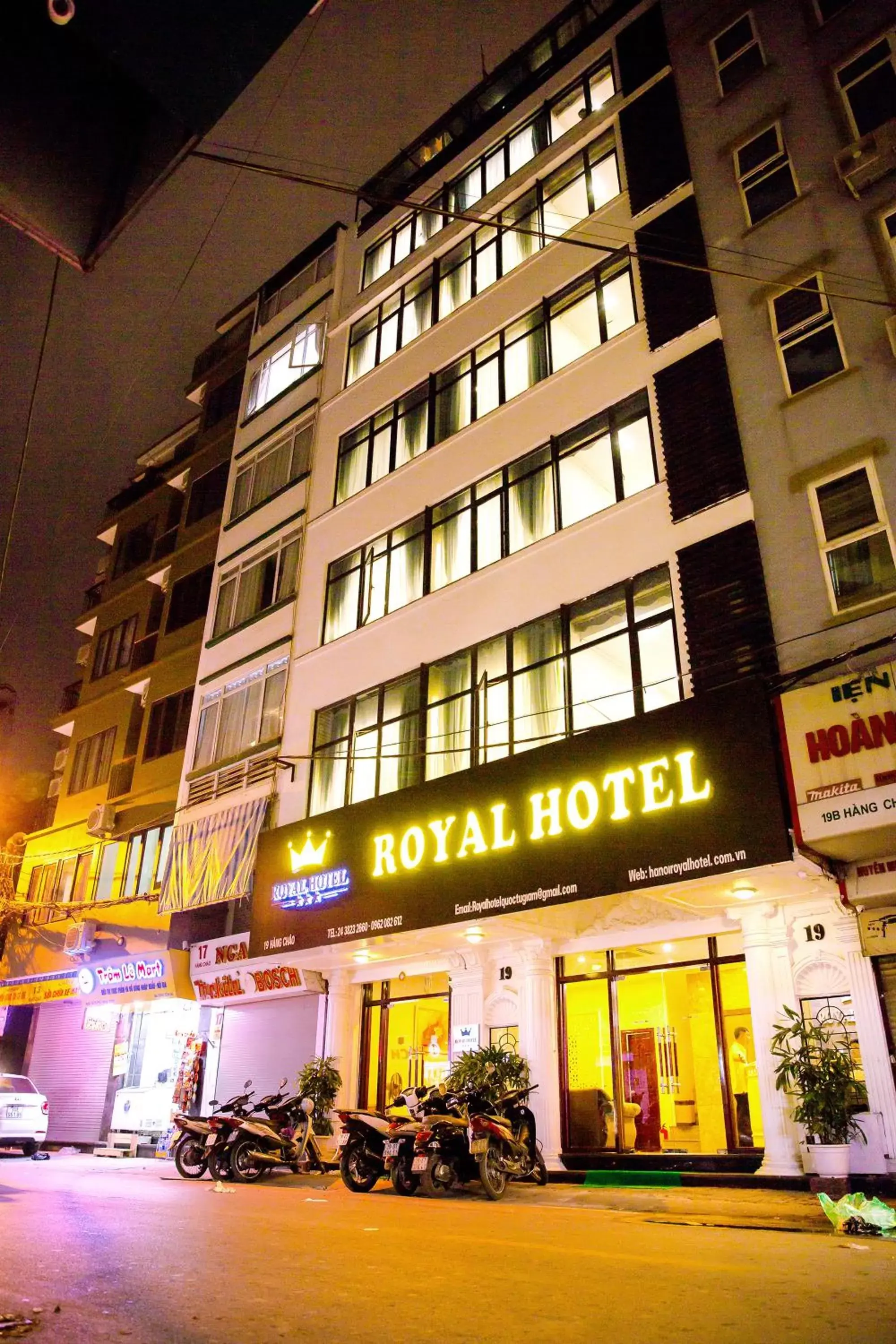Property Building in Royal Hotel