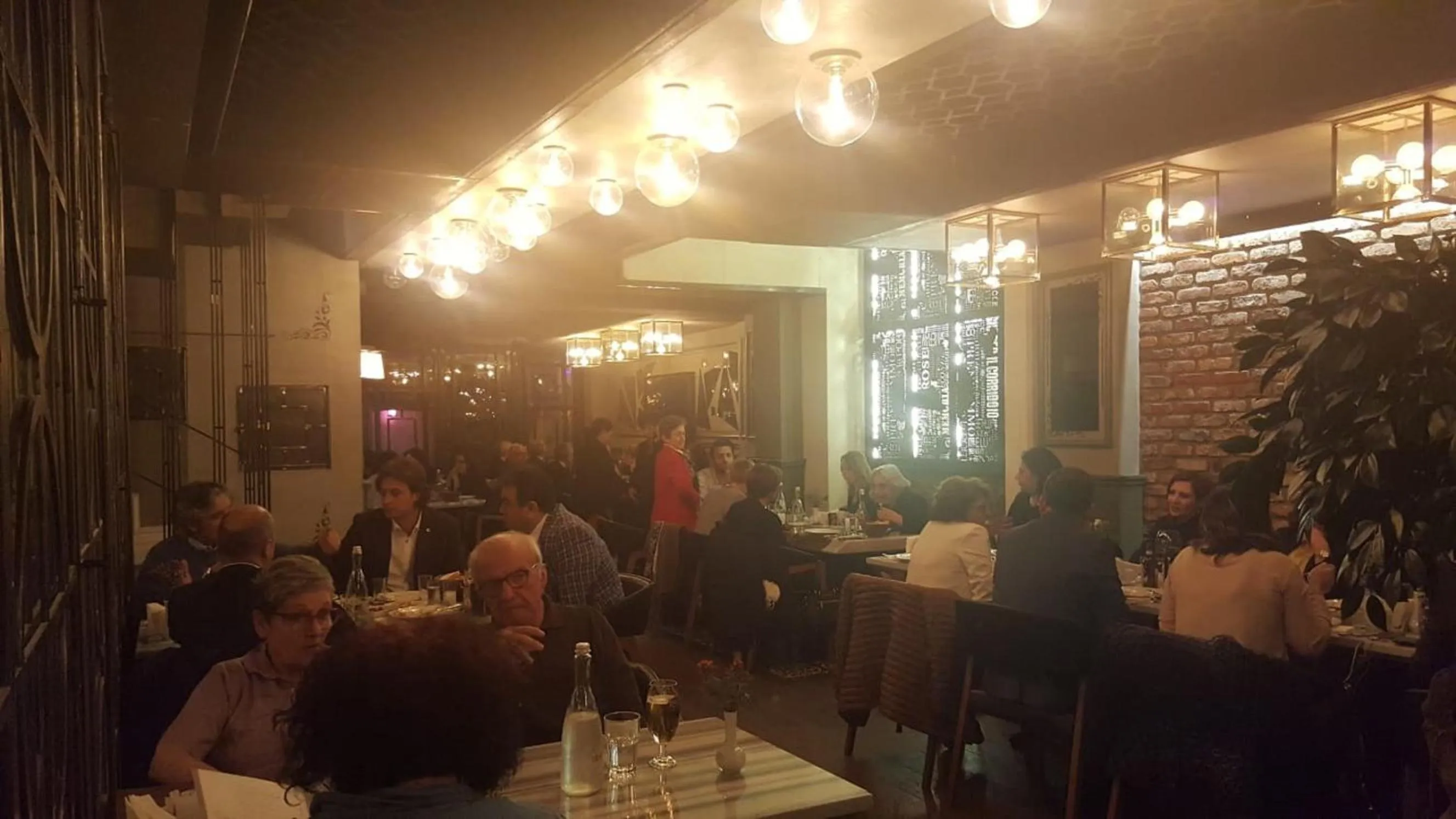 Restaurant/places to eat in Sanat Boutique Hotel Pera