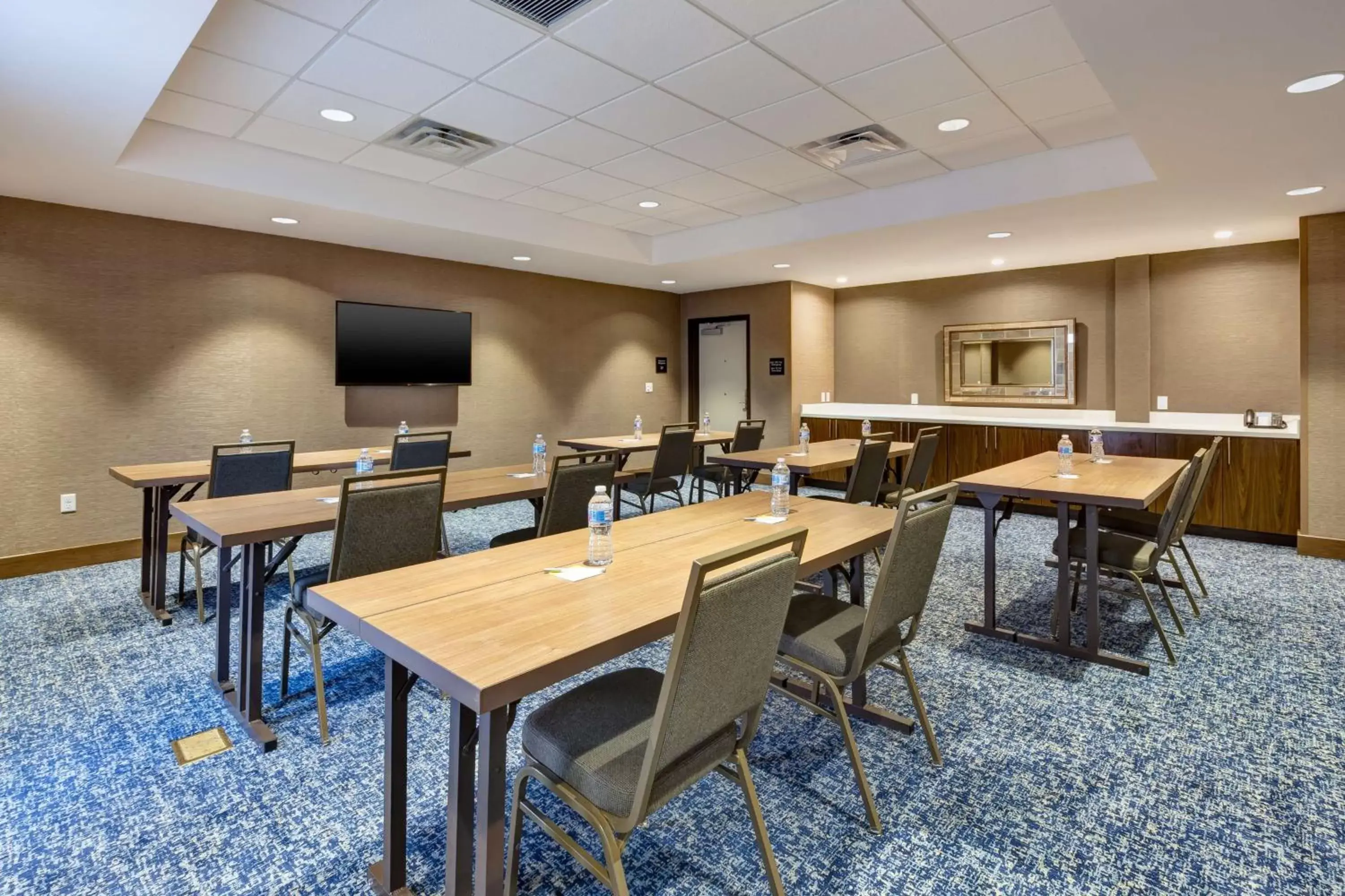 Meeting/conference room in Hampton Inn & Suites Wells, Nv