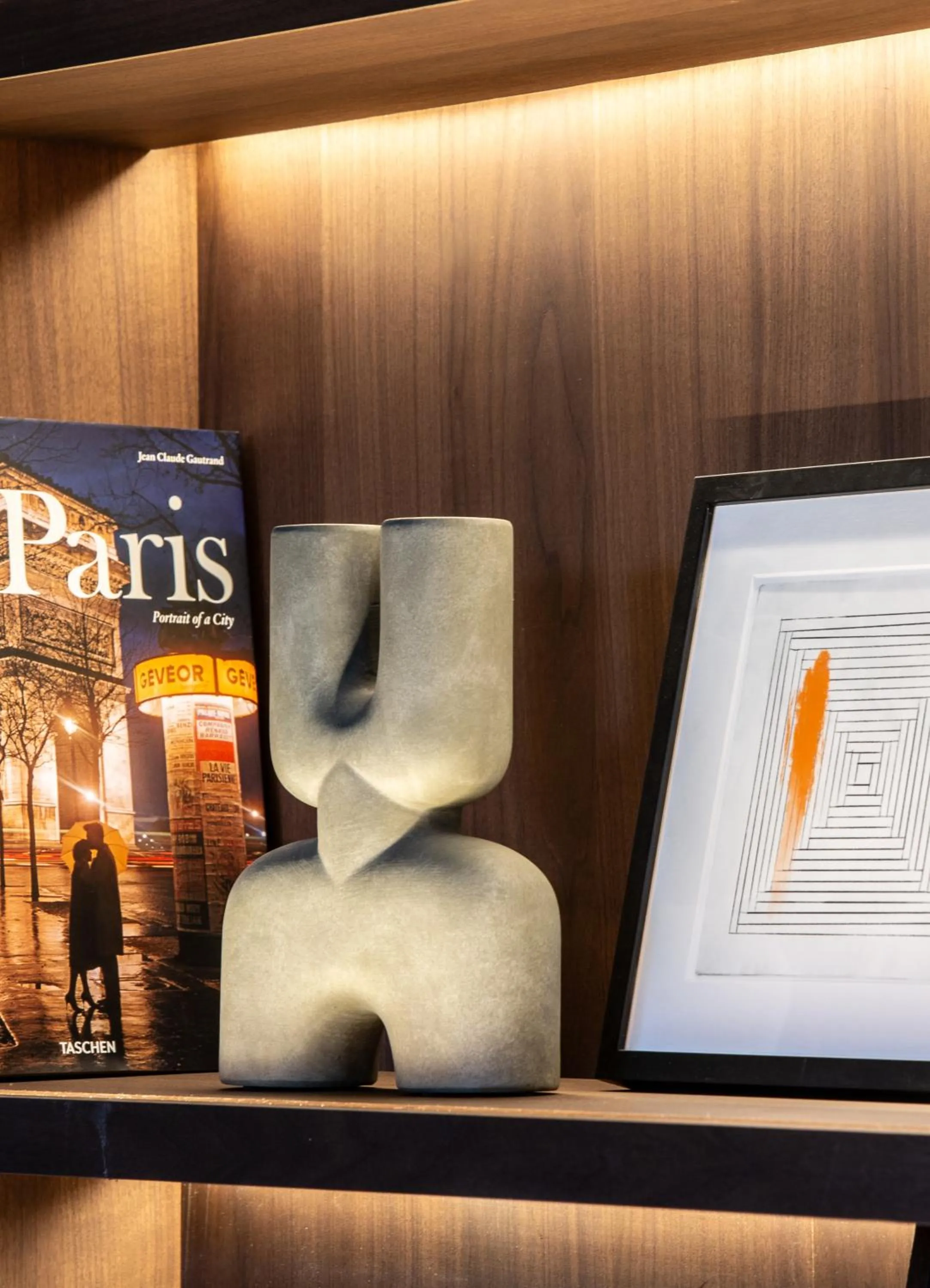 Restaurant/places to eat in ibis Styles Paris Gare du Nord TGV