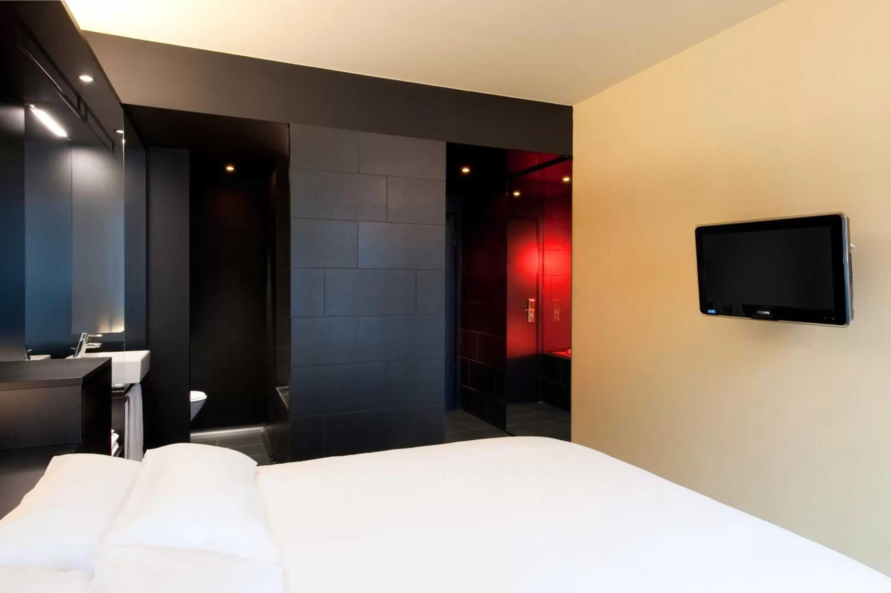 Single Room in Axel Hotel Berlin - Adults Only Single Room in Axel Hotel Berlin - Adults Only