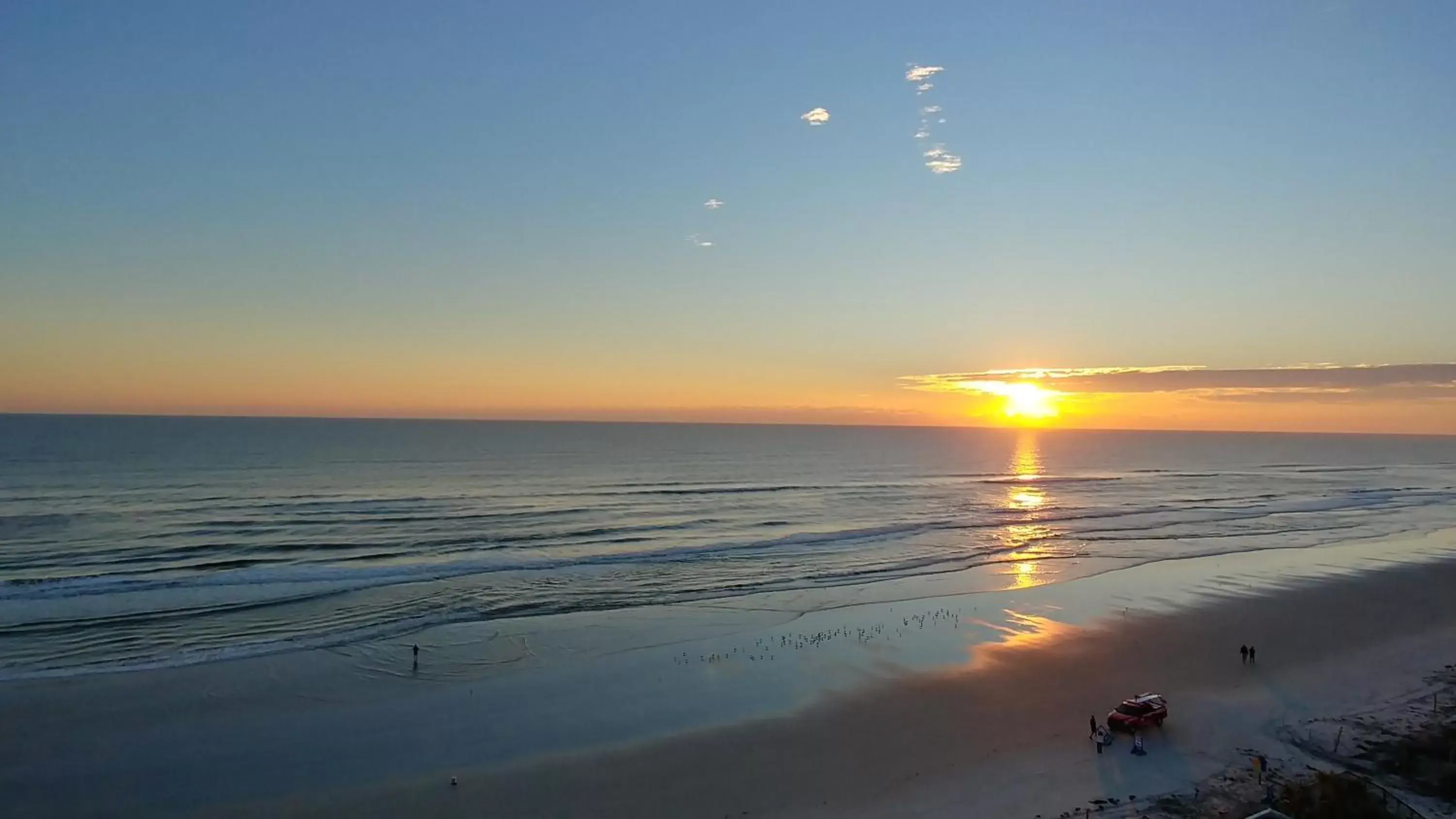 Beach in Tropical Winds Resort Hotel