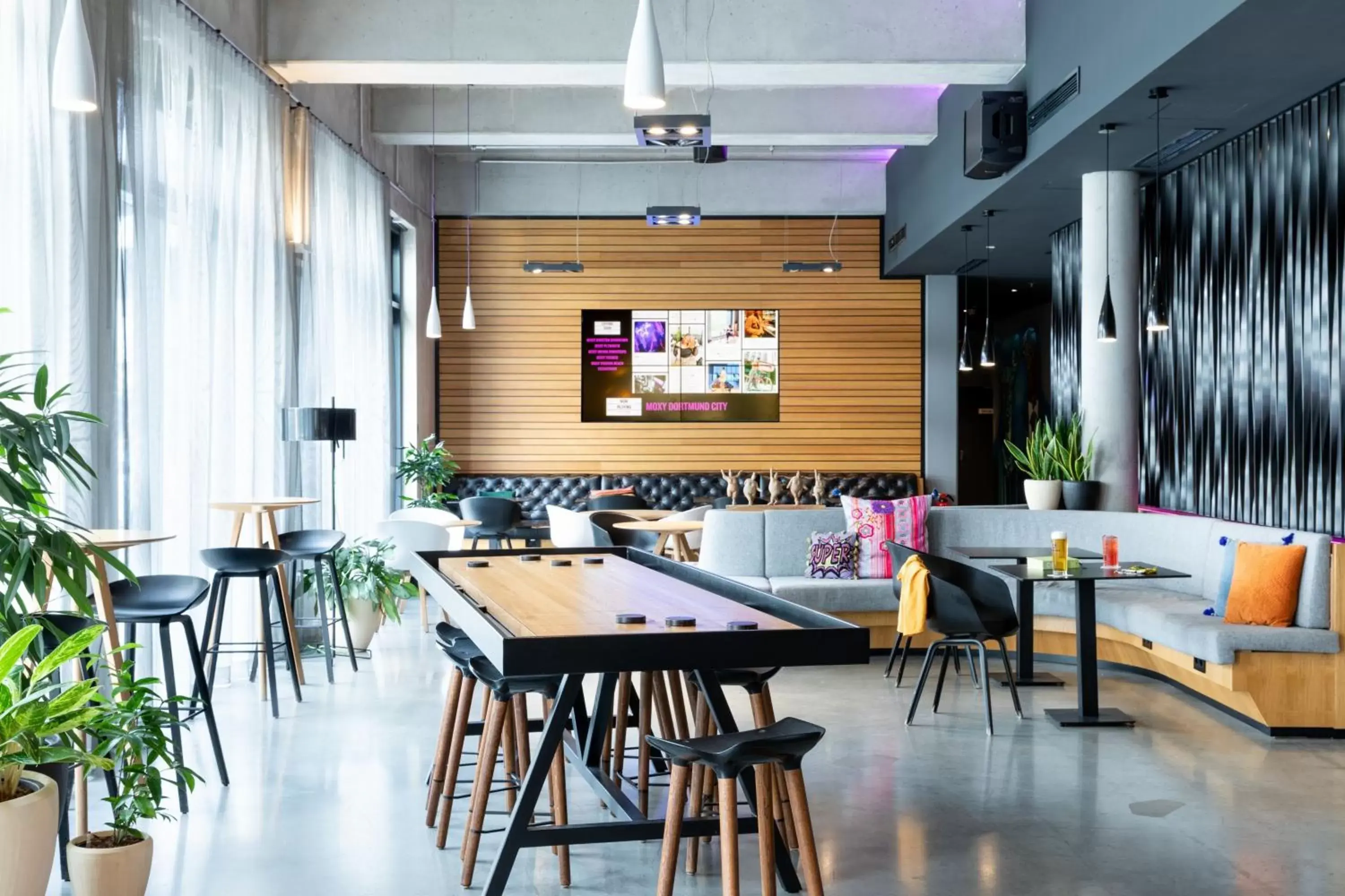 Other, Restaurant/Places to Eat in Moxy Frankfurt Eschborn