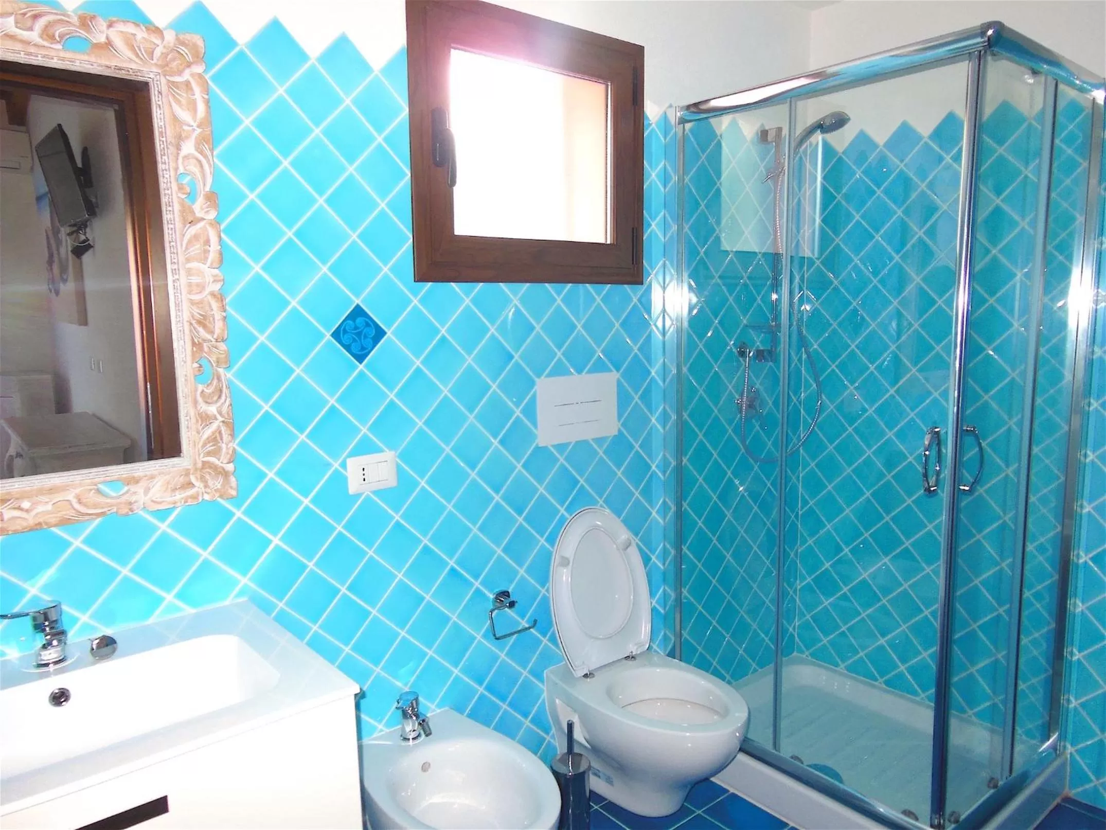 Shower in QUADRIFOGLIO Affittacamere