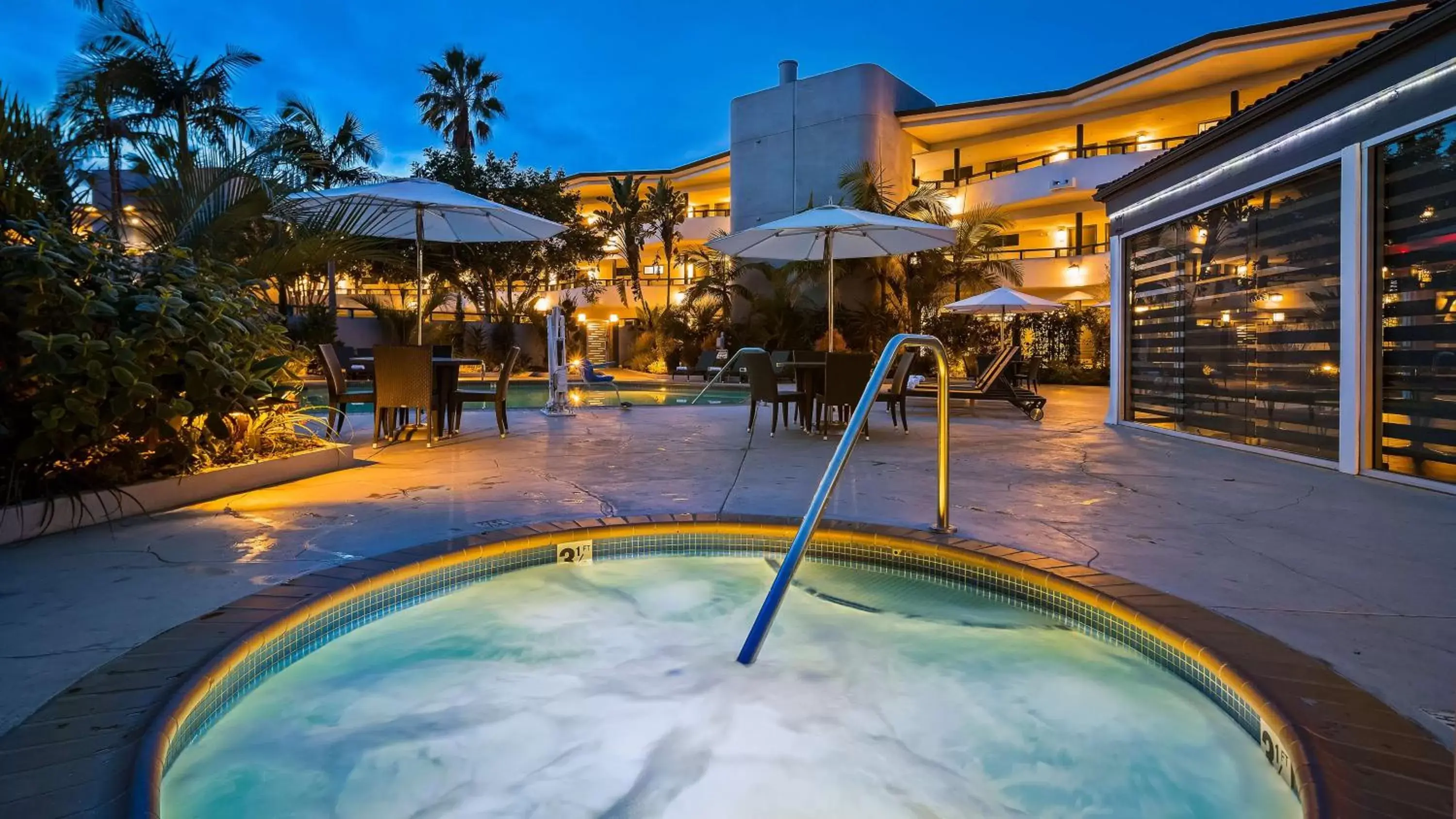 The Encinitan Hotel & Suites The Encinitan Hotel & Suites