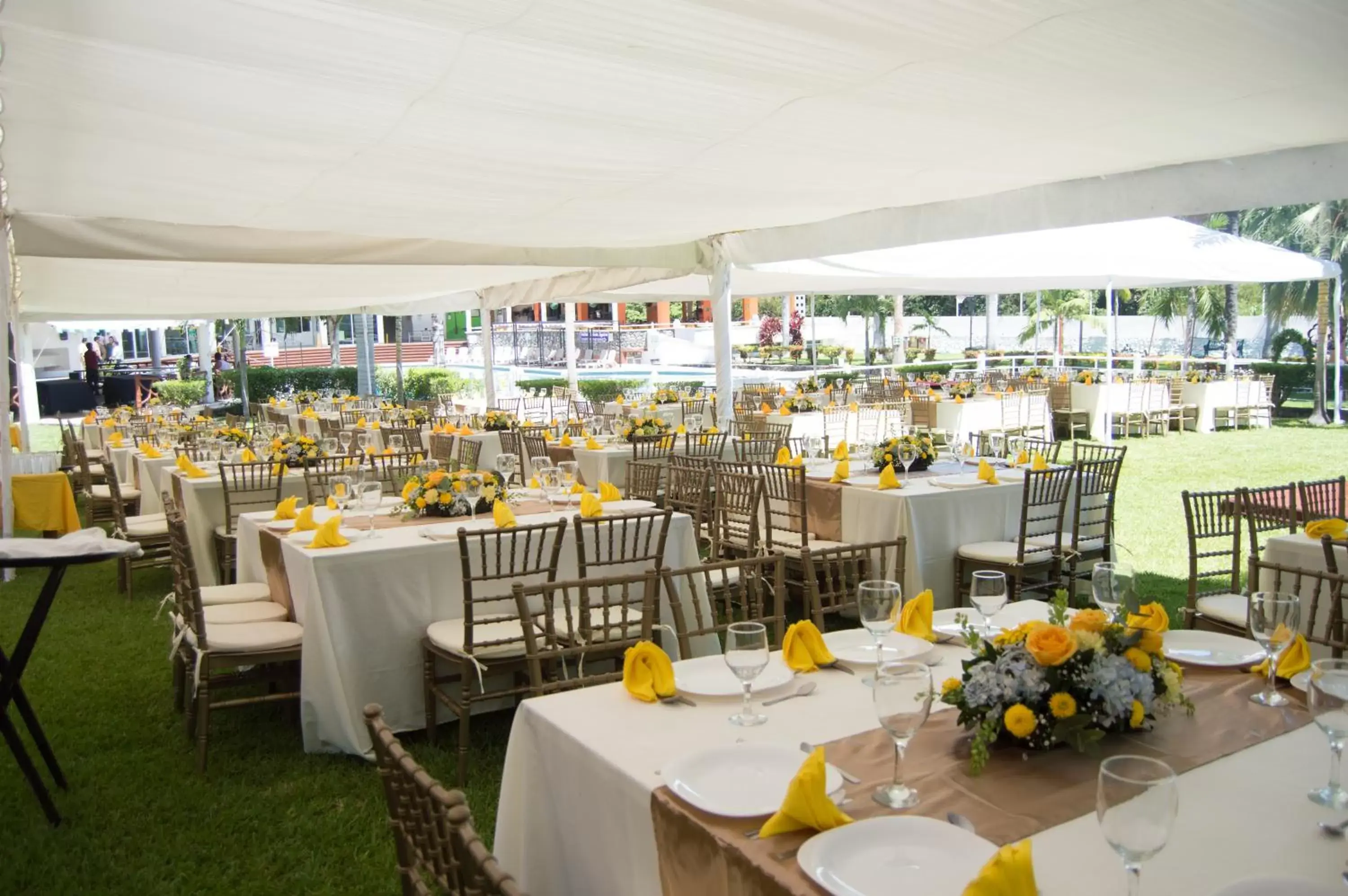 Banquet/Function facilities, Restaurant/Places to Eat in Hotel Puente Nacional & Spa