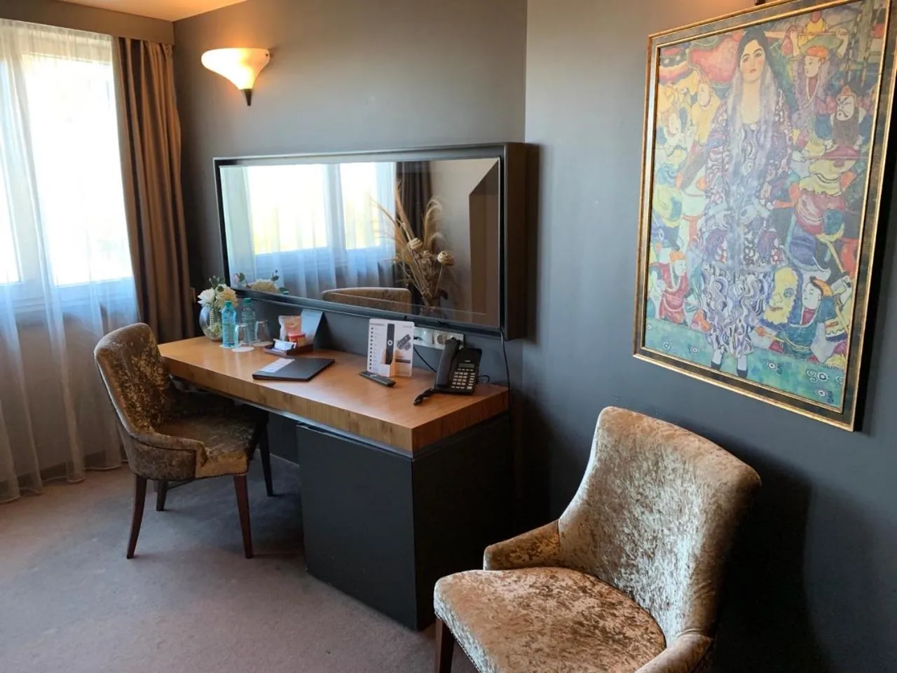 TV and multimedia in All Seasons Residence Design Hotel - Free parking