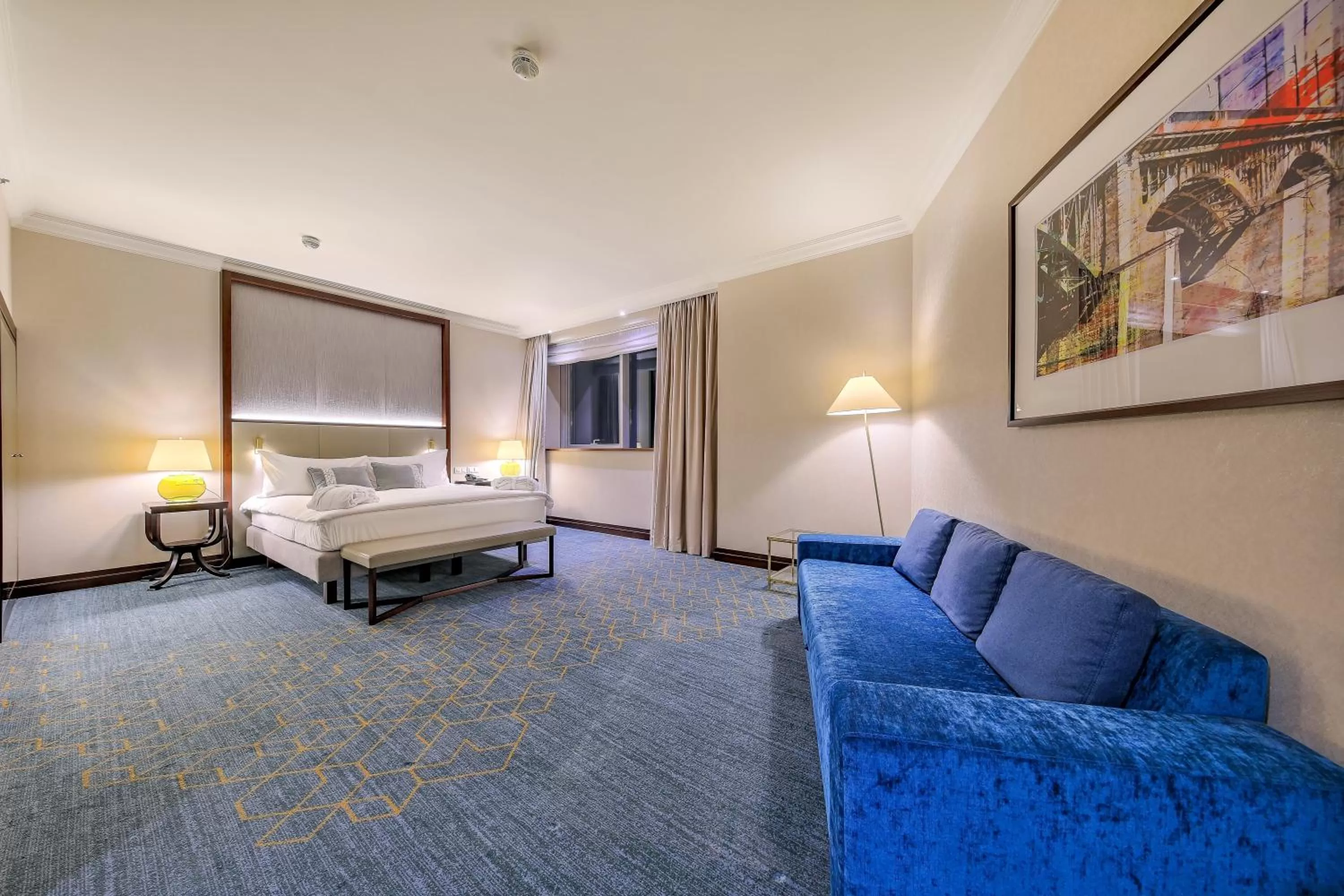 Photo of the whole room, Bed in InterContinental Warszawa by IHG