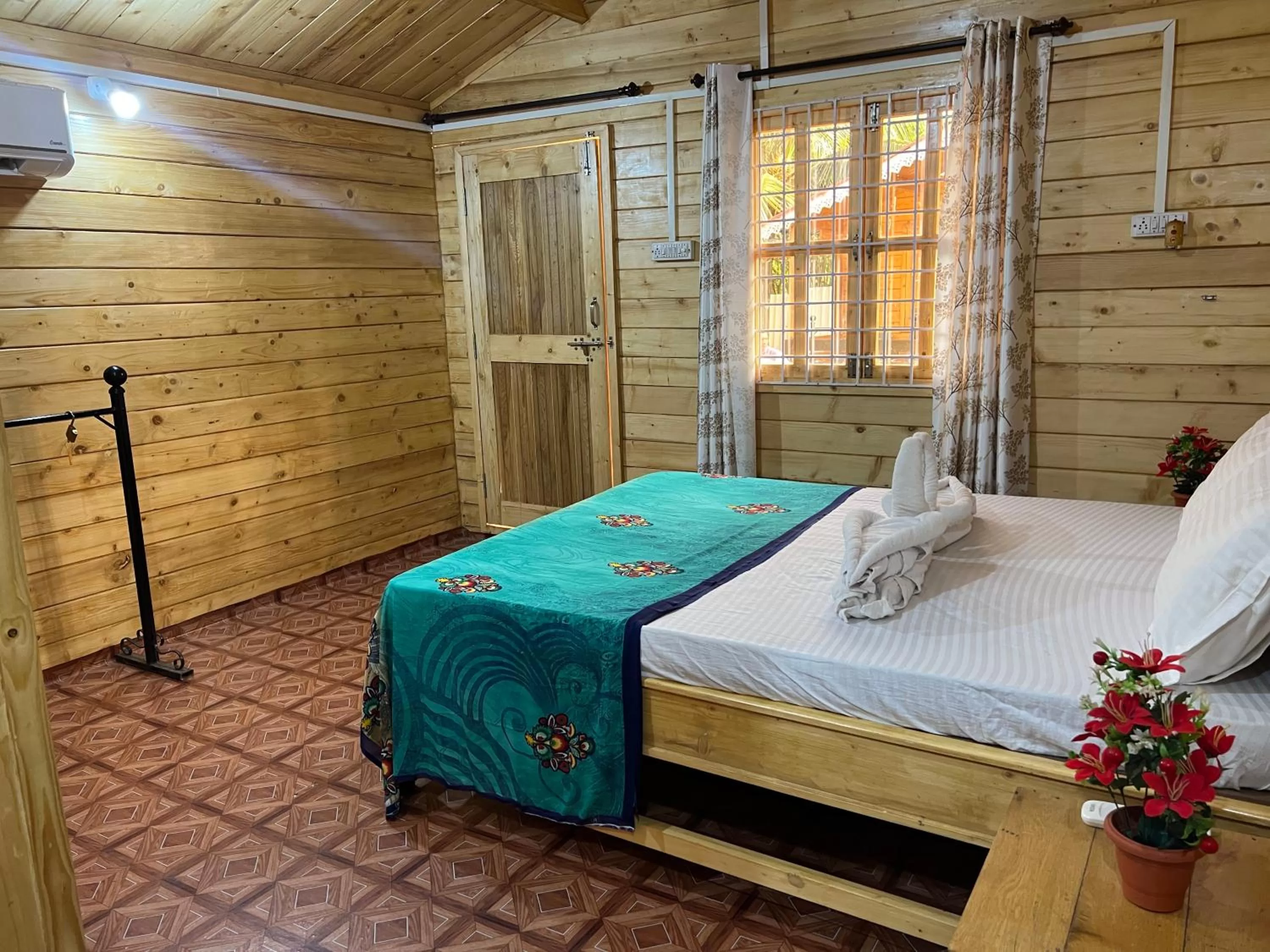 Bed in Happy Shack Beach And Wooden Huts