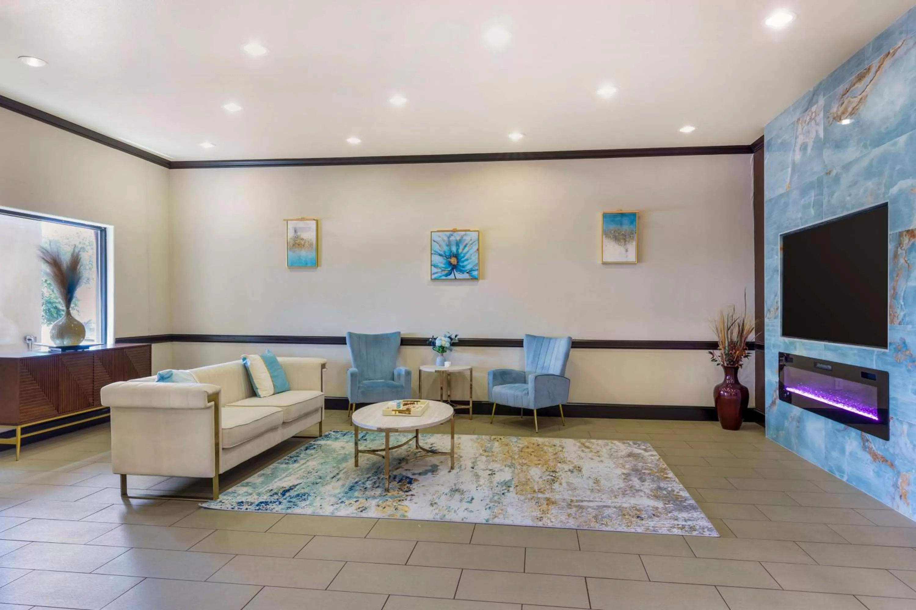 Lobby or reception in Best Western Plus Texoma Hotel & Suites