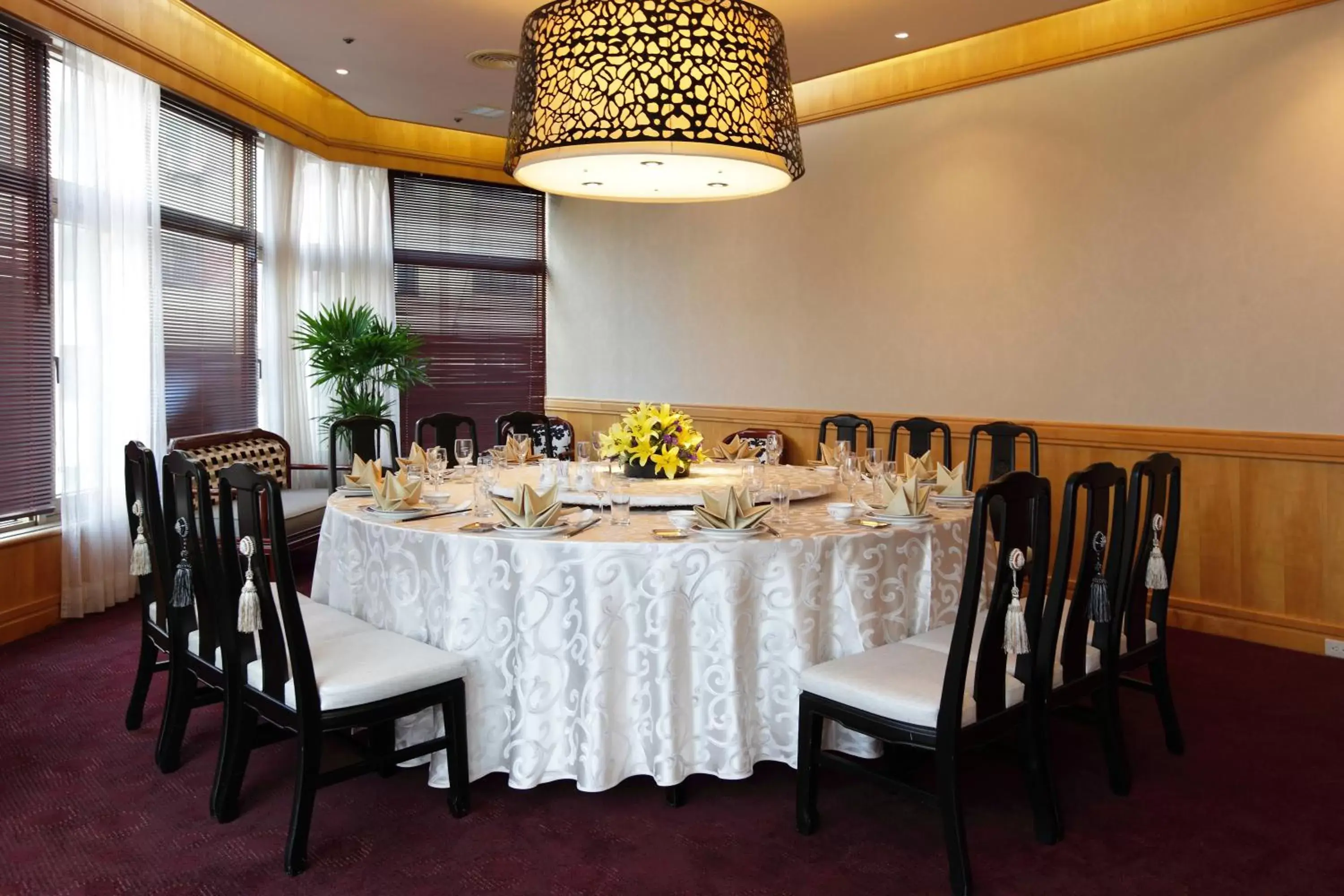 Restaurant/Places to Eat in The Howard Plaza Hotel Kaohsiung