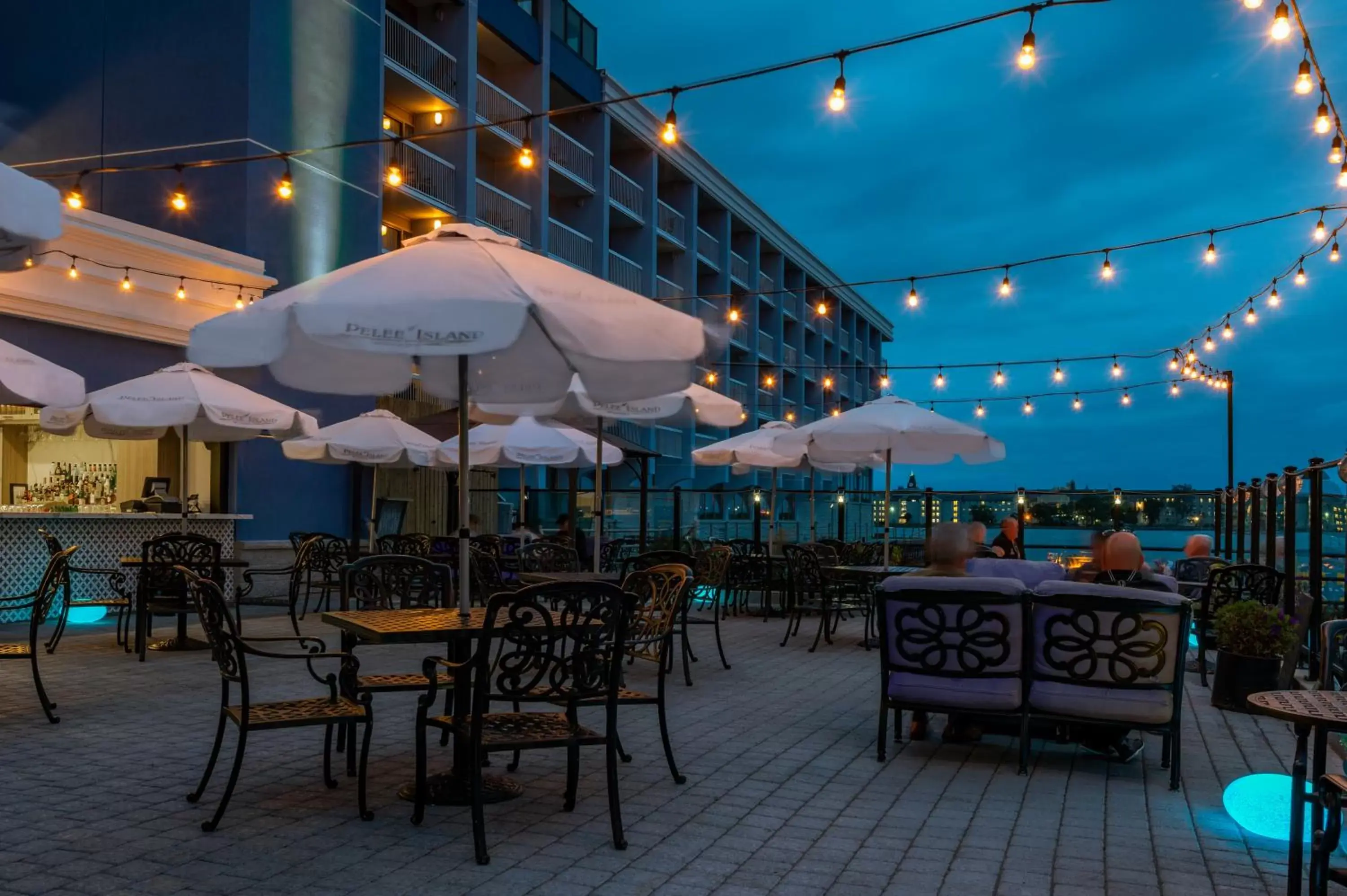 Restaurant/Places to Eat in Holiday Inn Kingston - Waterfront, an IHG Hotel