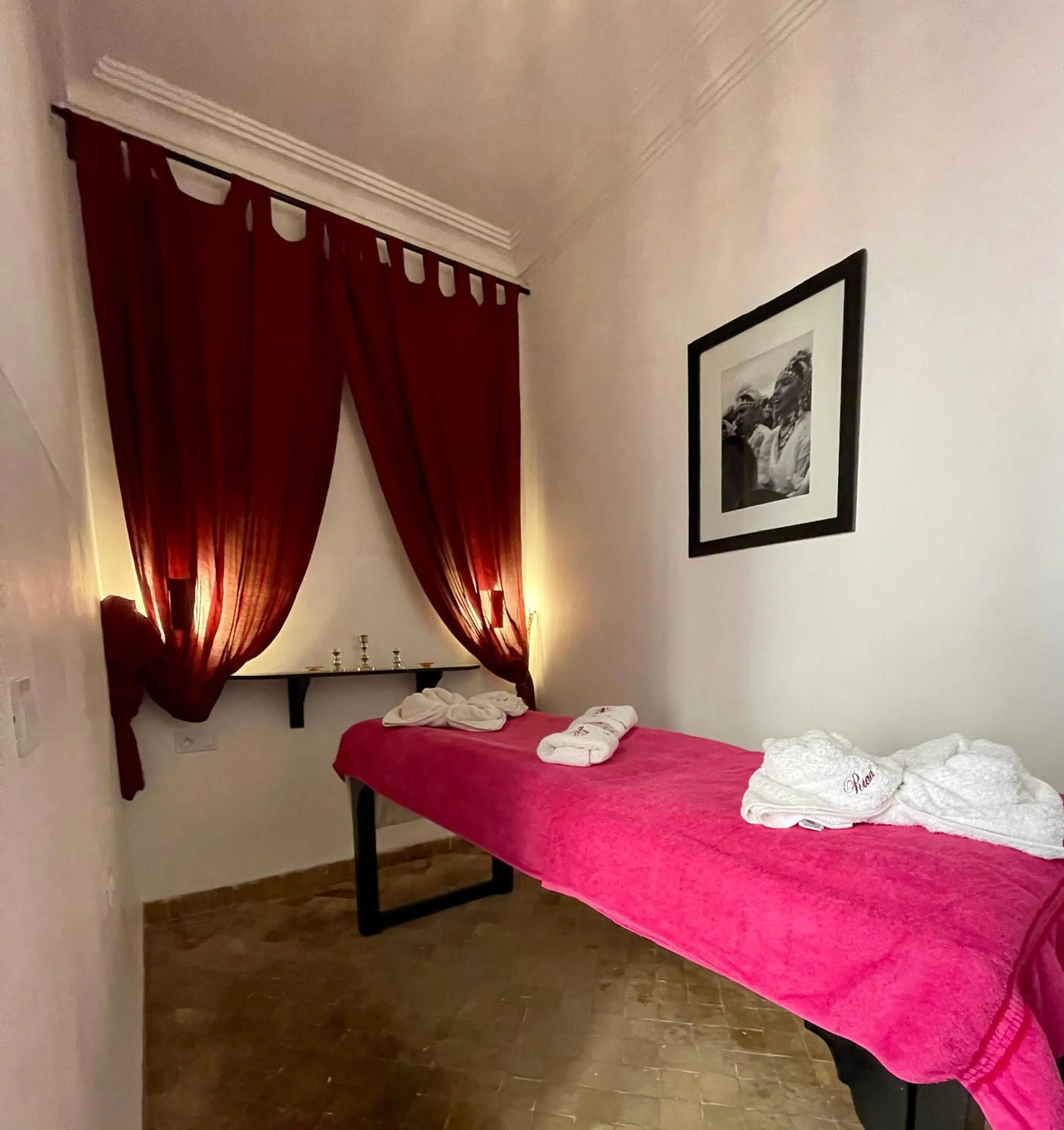 Massage in Riad Dar Foundouk and Spa