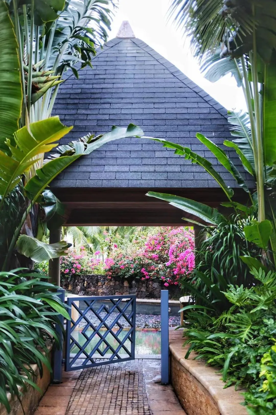 Hot Spring Bath in Grand Hotel Haikou - Managed by Accor
