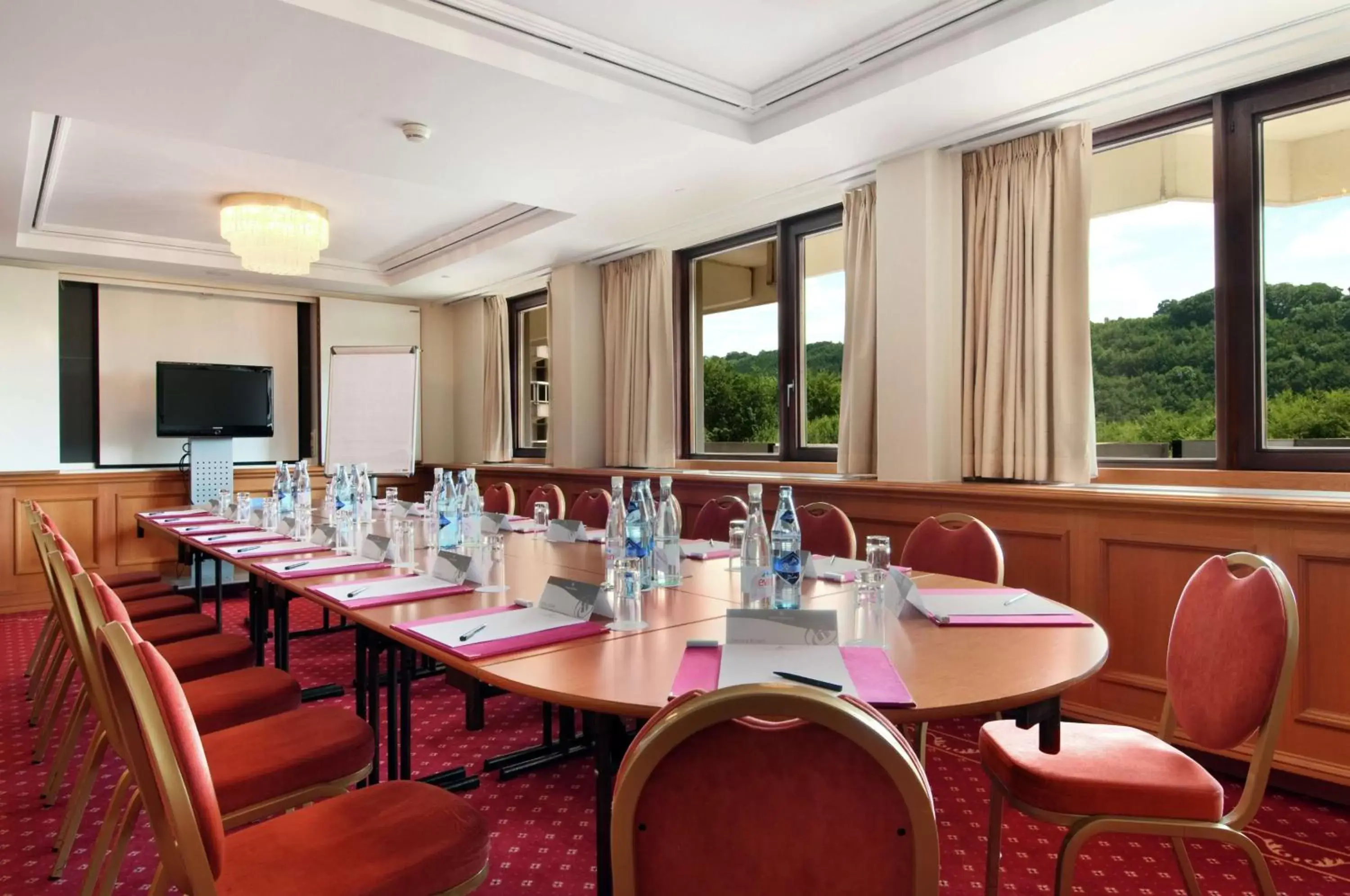 Meeting/conference room in DoubleTree by Hilton Luxembourg