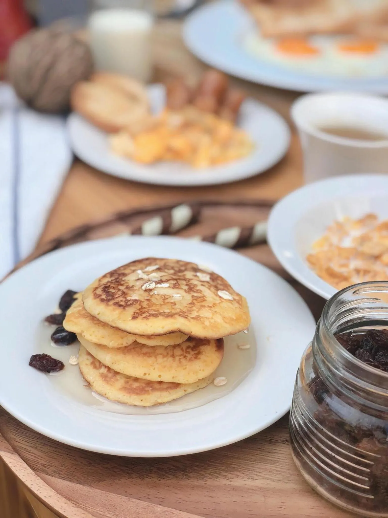 Breakfast in Kinnon Deluxe Hostel Coworking Cafe