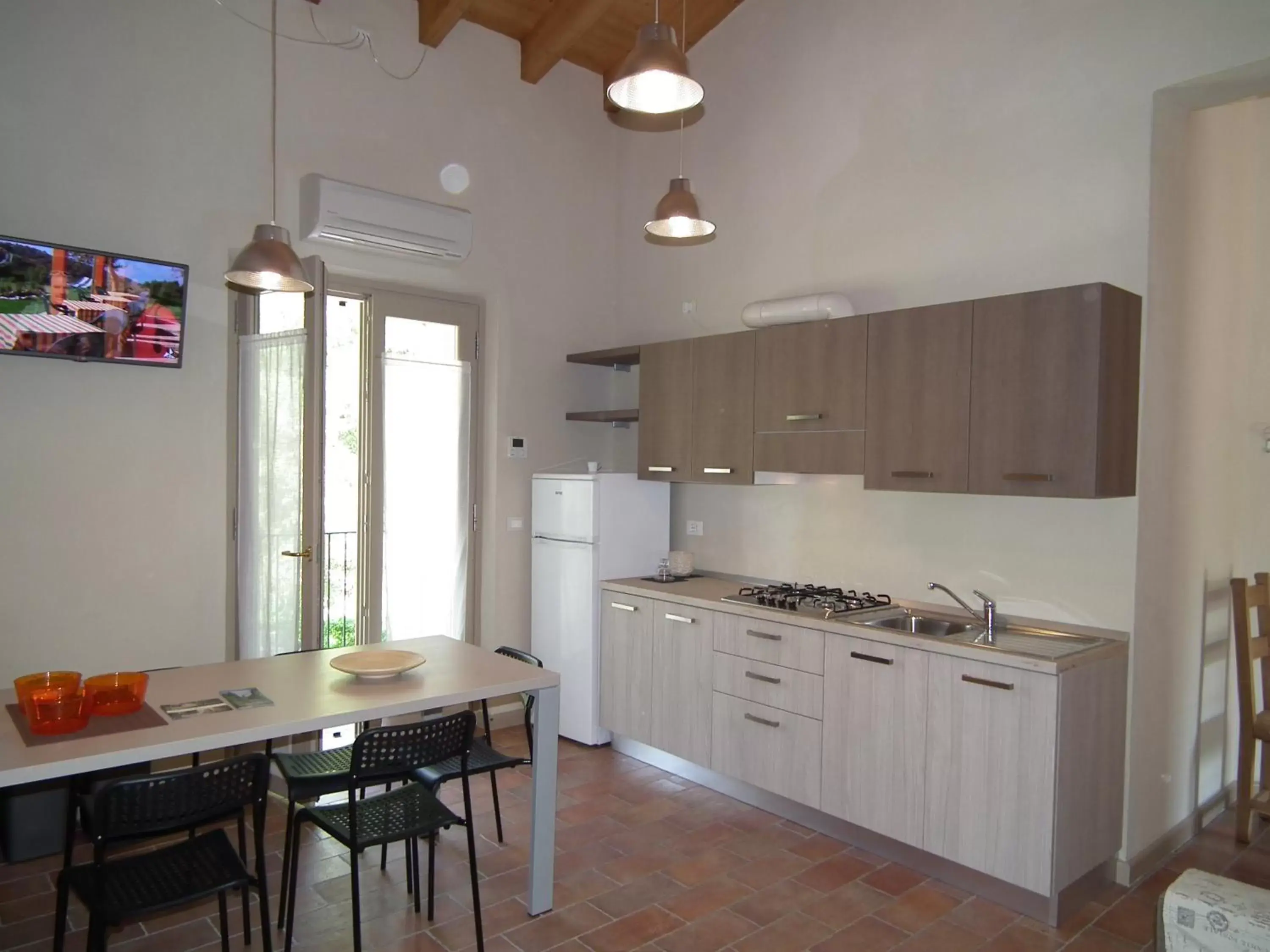 Area and facilities, Kitchen/Kitchenette in L'Isolo b&b e case vacanza