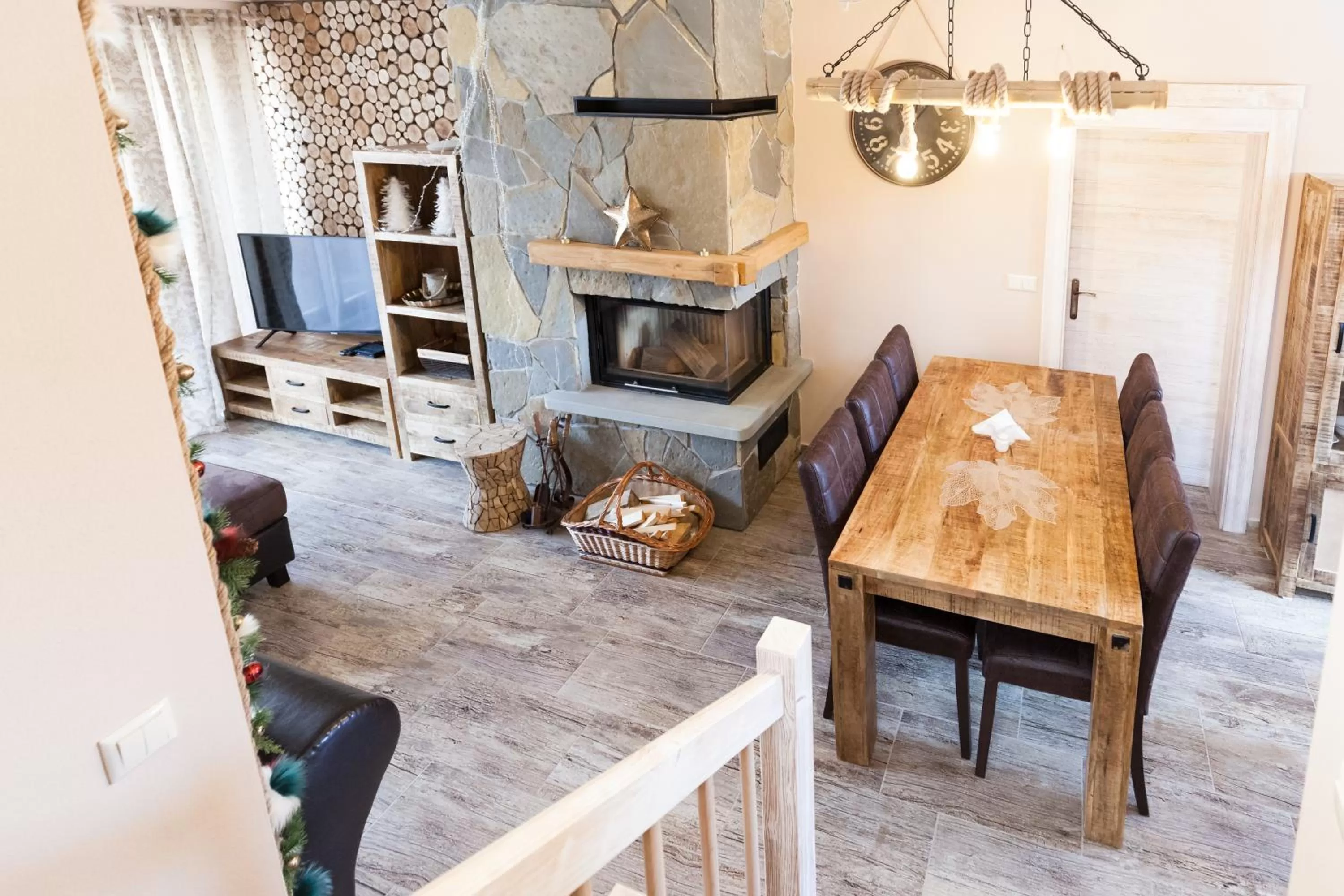 Photo of the whole room in Chalets CEDER 1