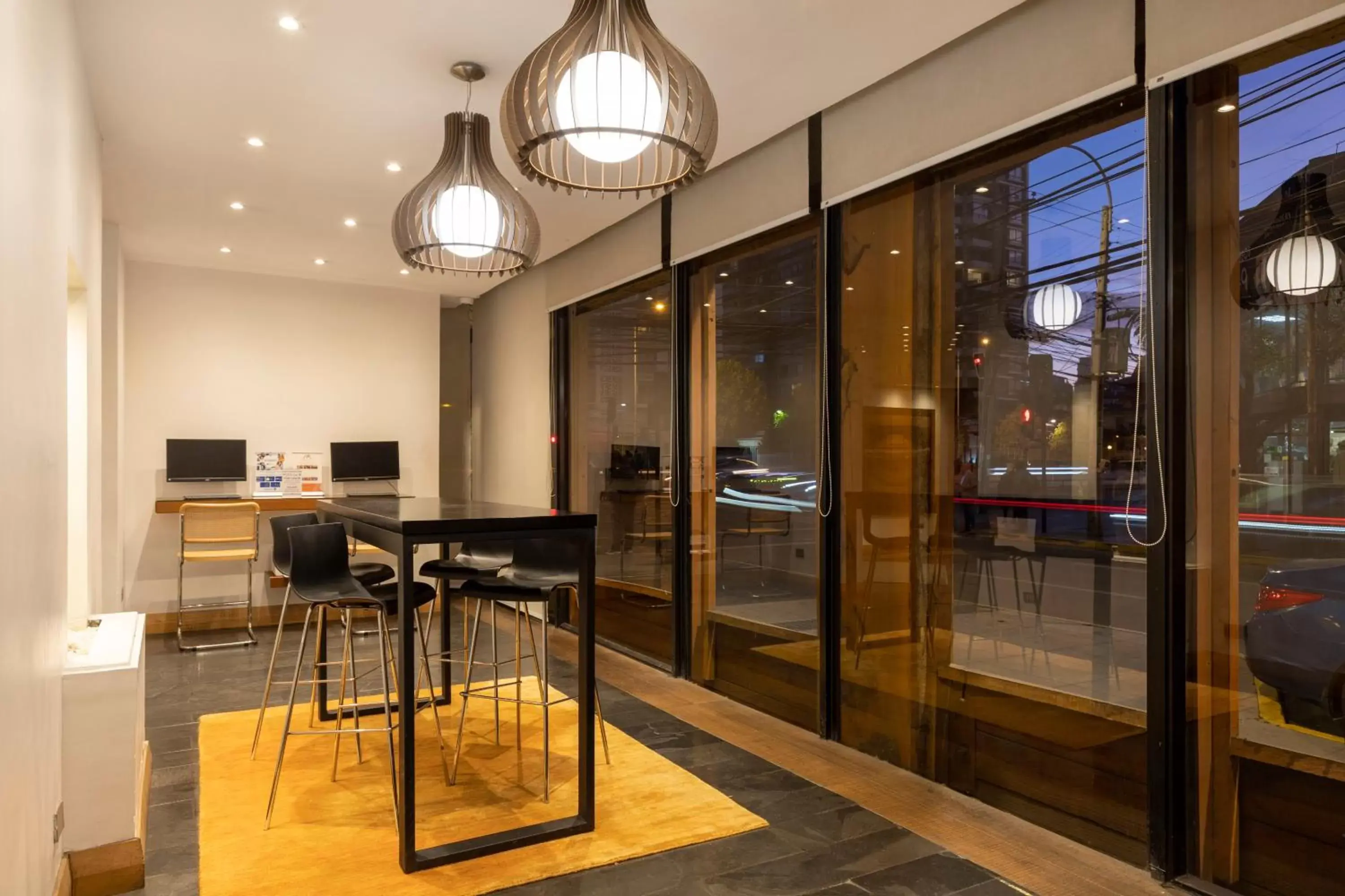 Property building in Best Western Marina del Rey Property building in Best Western Marina del Rey