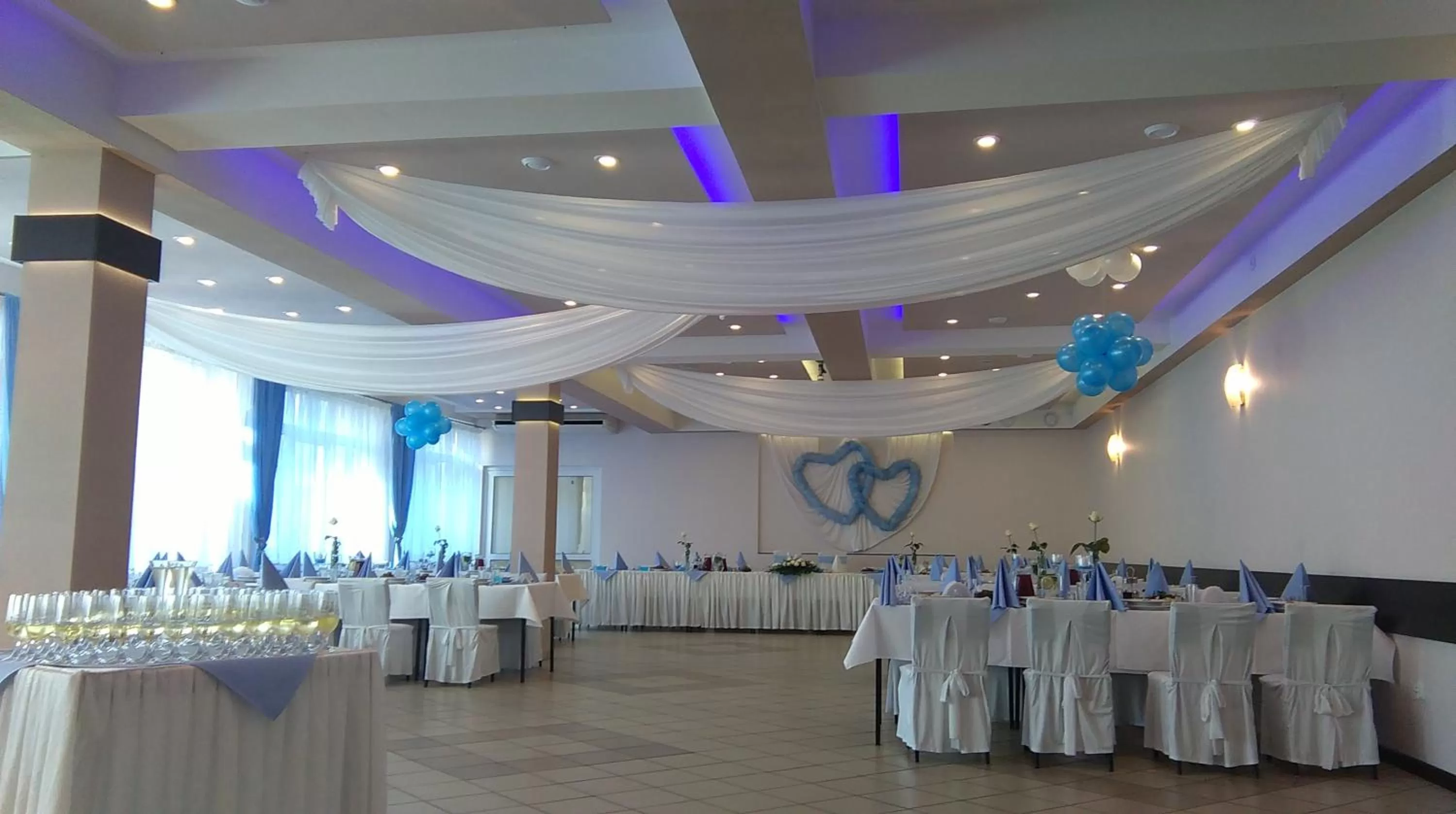 Restaurant/places to eat in HOTEL ODR